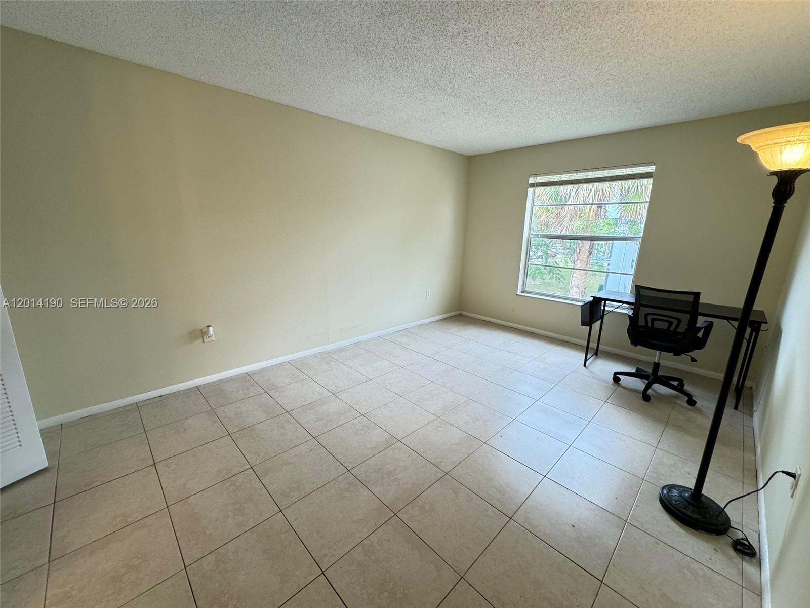 CLEAR LAKE PALMS CONDO - Residential Lease