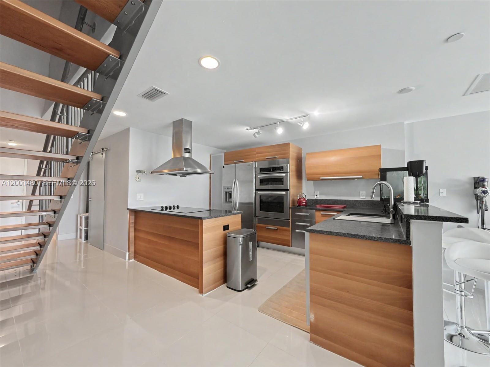 ARTECH RESIDENCES AT AVEN - Residential Lease