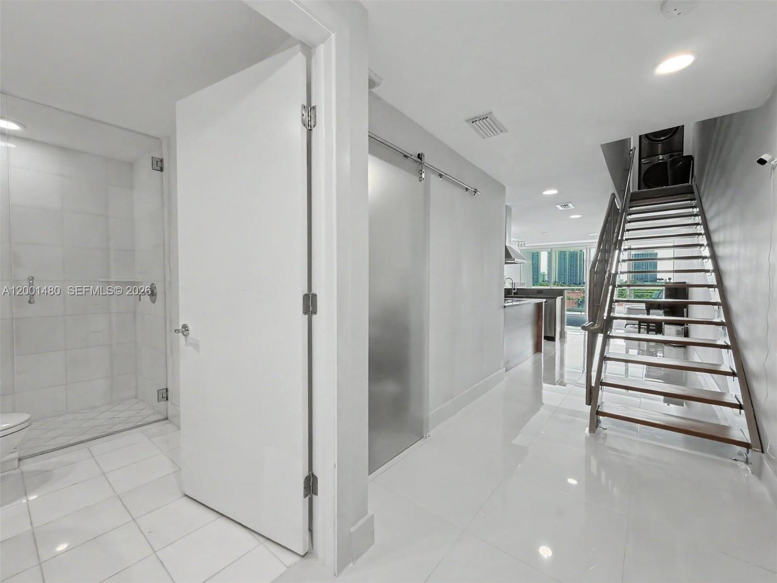 ARTECH RESIDENCES AT AVEN - Residential Lease