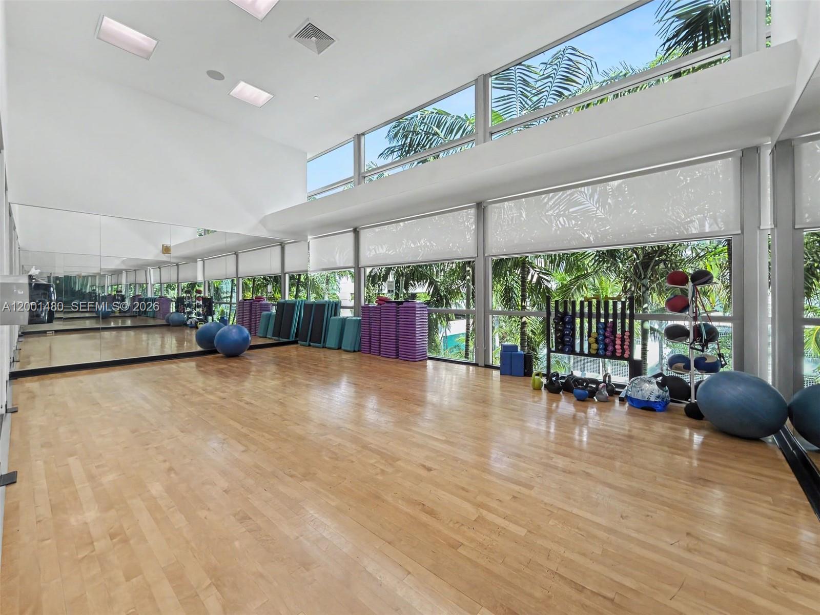 ARTECH RESIDENCES AT AVEN - Residential Lease