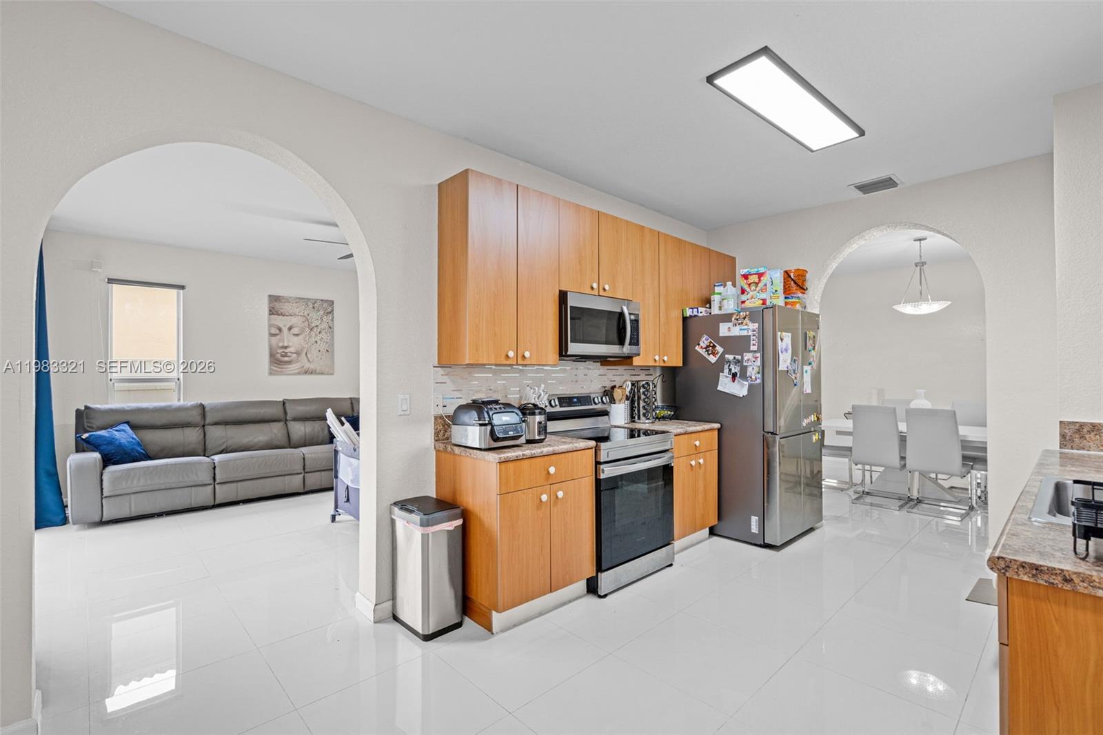 PORTOFINO POINTE - Residential