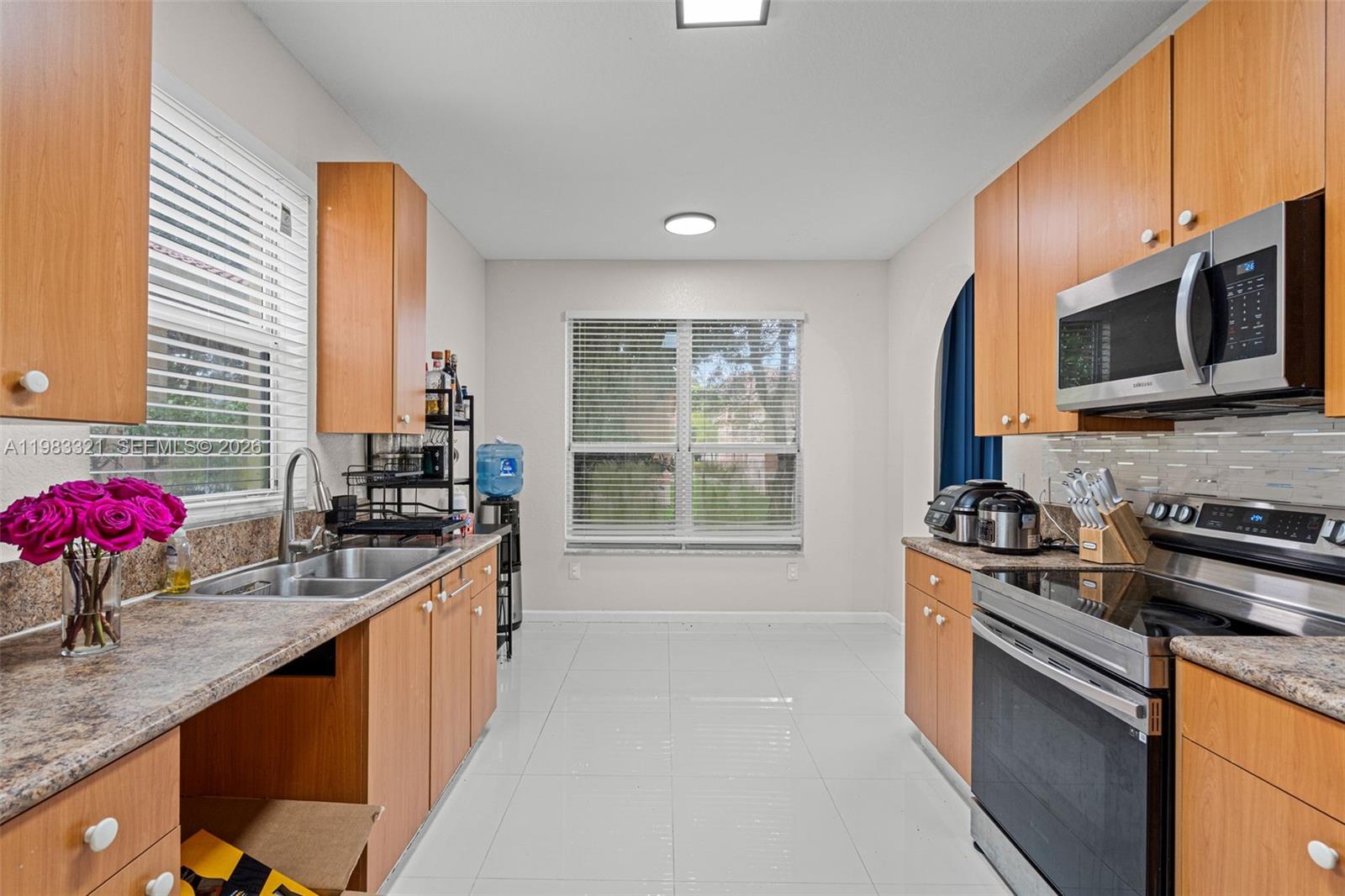 PORTOFINO POINTE - Residential