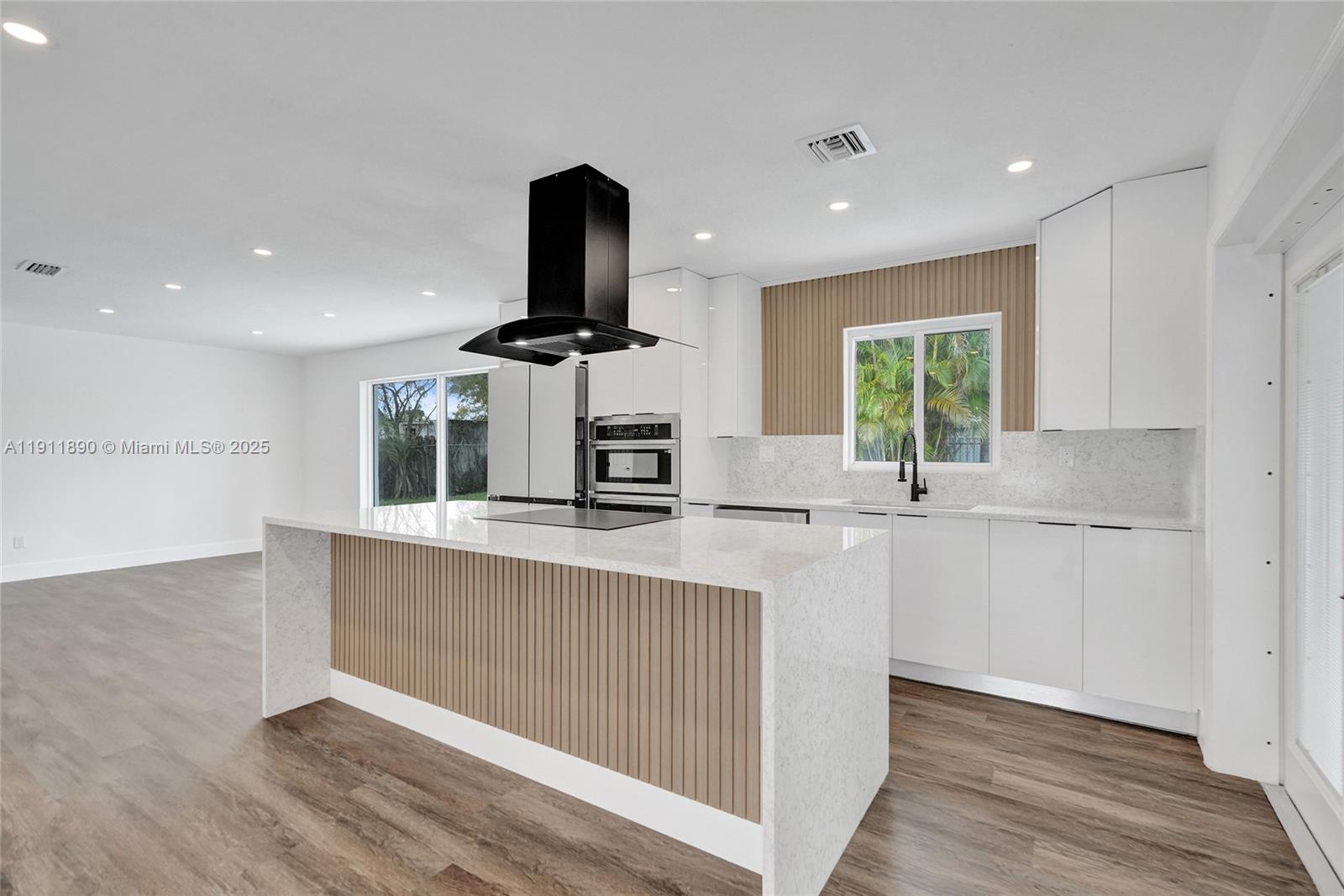 SUNFLOWER FIRST ADD - Residential