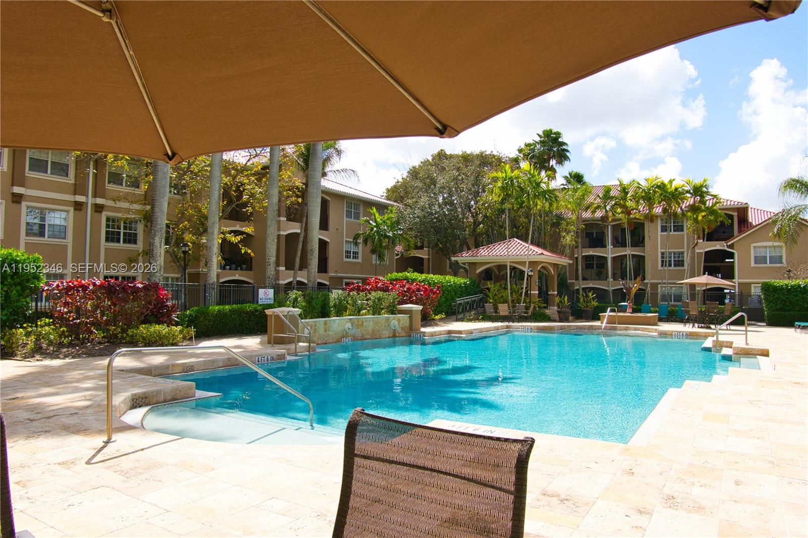 MARQUESA CONDO - Residential