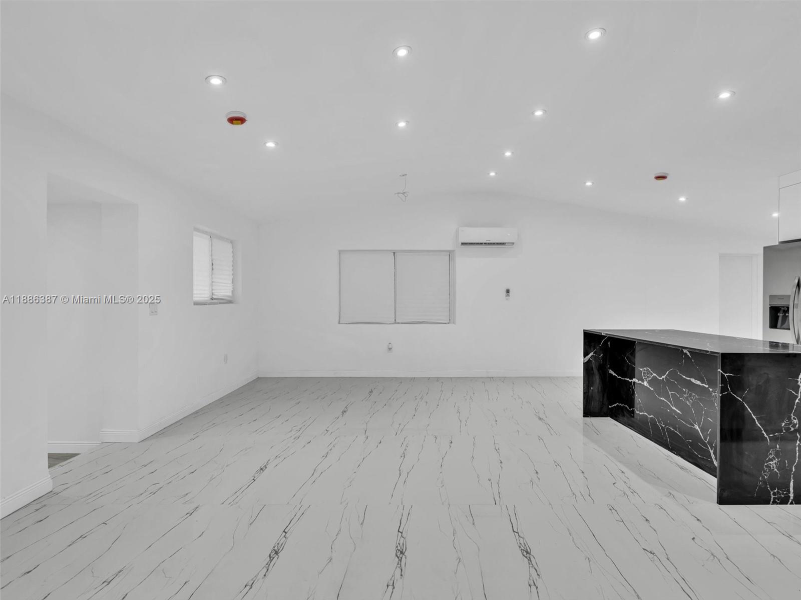 LAKEWAY ADDITION - Residential