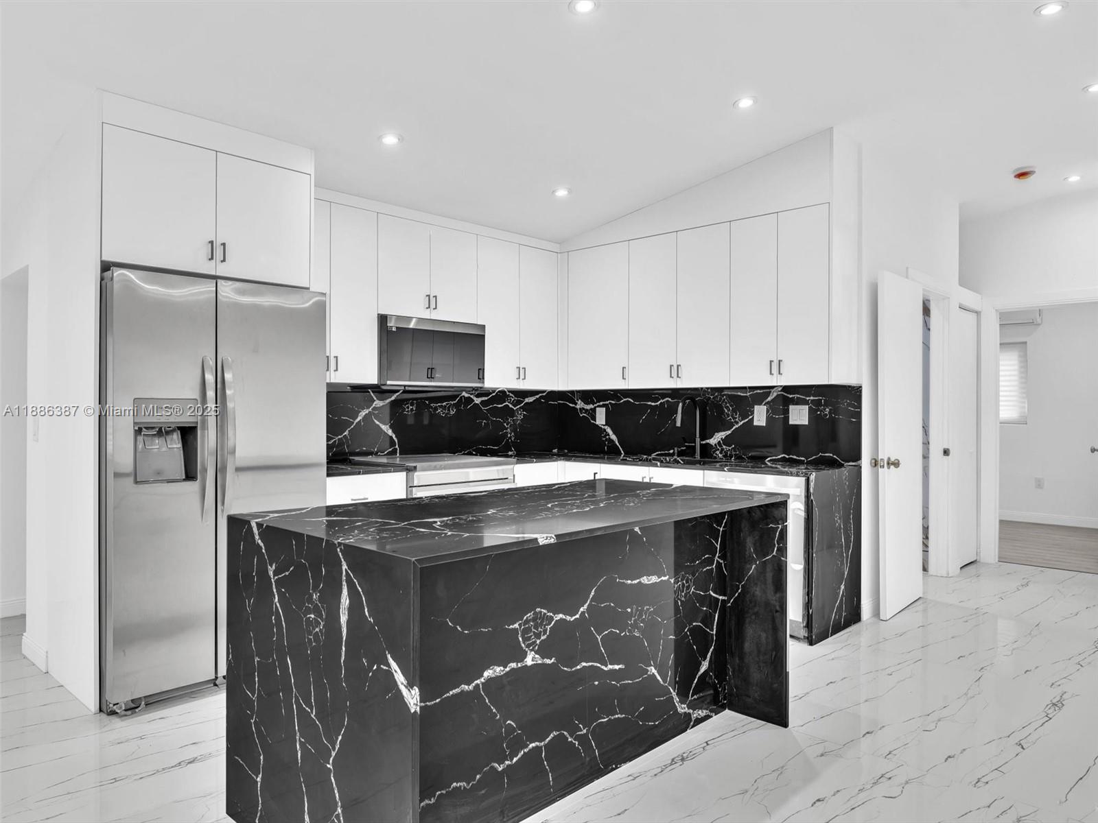 LAKEWAY ADDITION - Residential