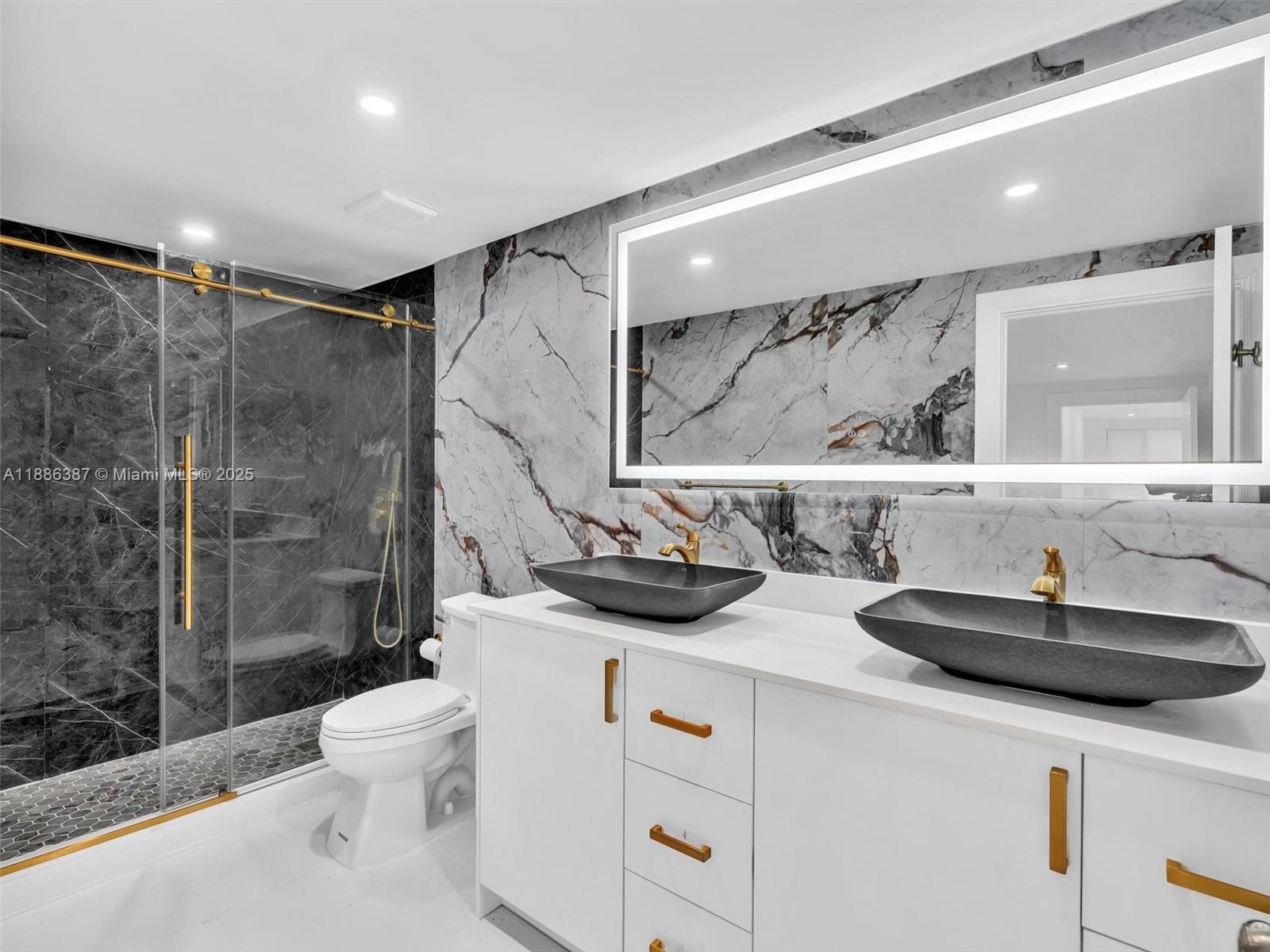 LAKEWAY ADDITION - Residential