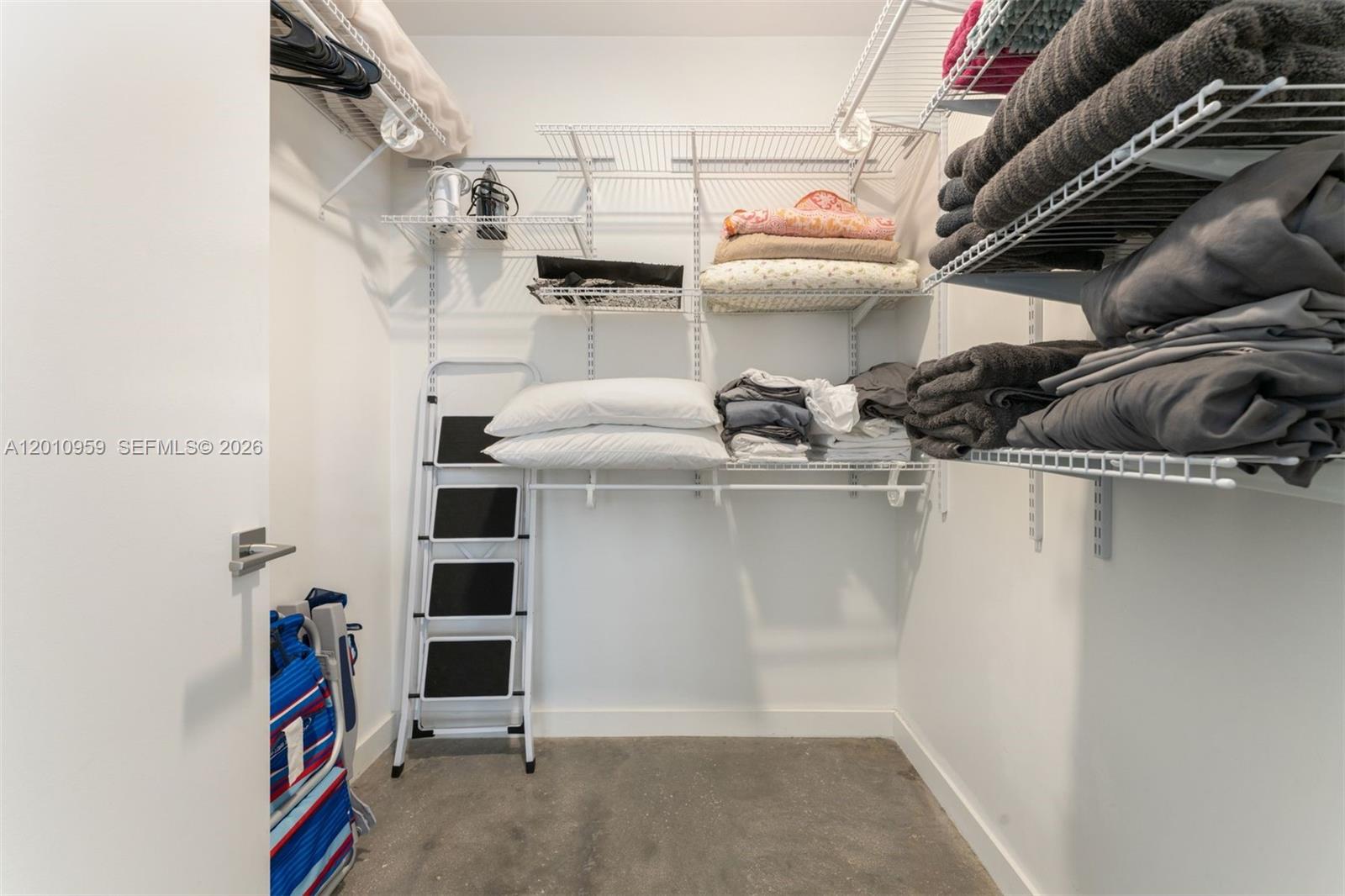 250 WYNWOOD CONDO - Residential