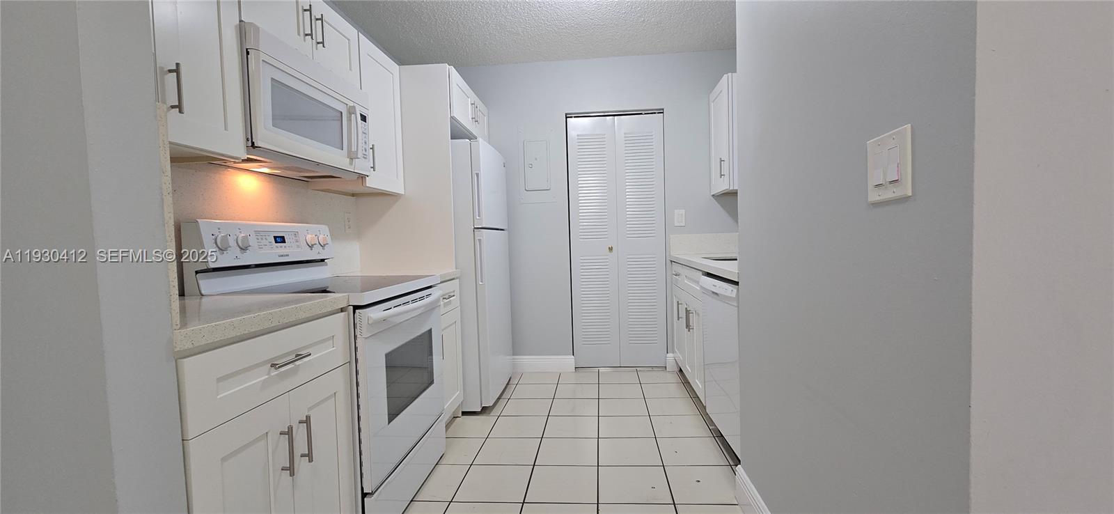 SOLEIL LAKE CONDO - Residential