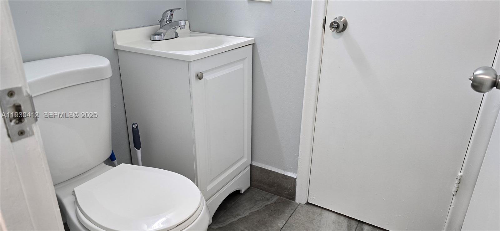 SOLEIL LAKE CONDO - Residential