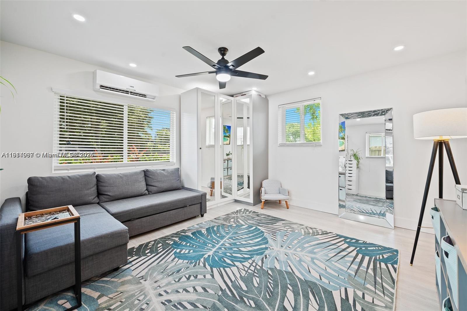 ROSE MANOR - Residential Lease