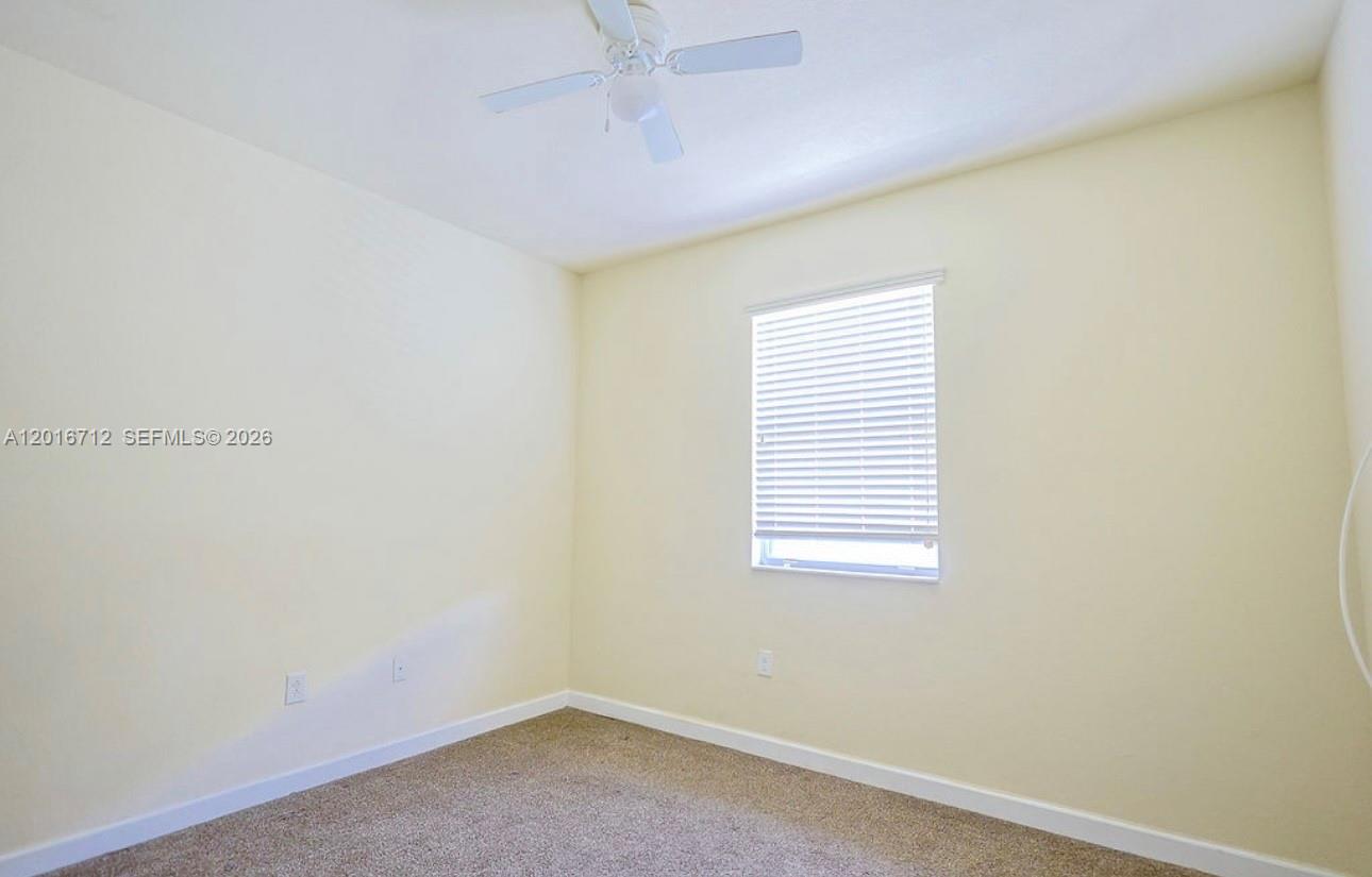 KENDALL COMMONS TOWNHOMES - Residential