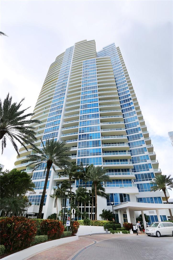 CONTINUUM ON SOUTH BEACH - Residential Lease