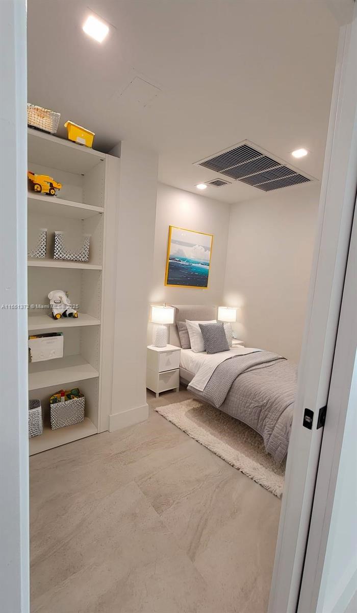 OCEANVIEW BUILDING A COND - Residential