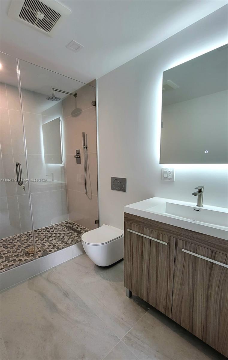 OCEANVIEW BUILDING A COND - Residential