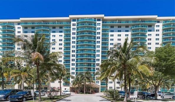 OCEANVIEW BUILDING A COND - Residential
