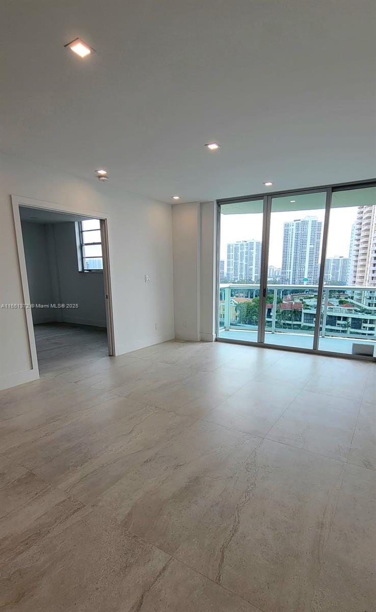 OCEANVIEW BUILDING A COND - Residential