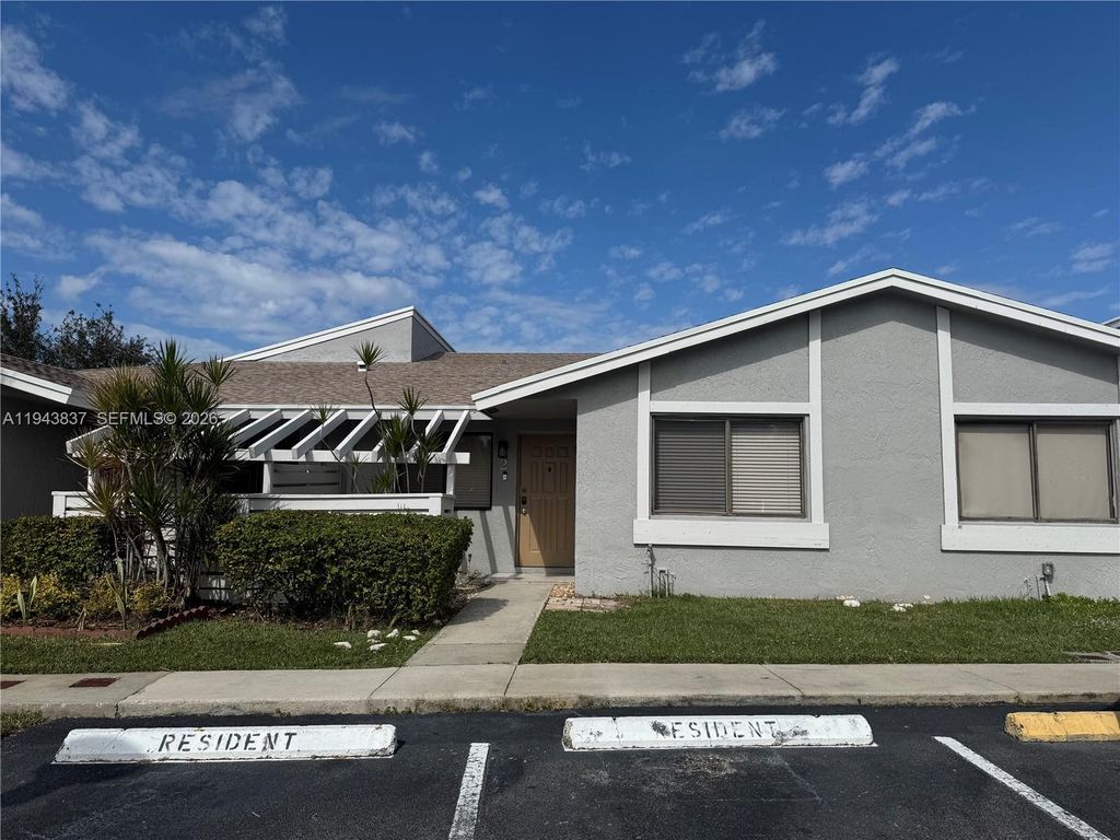 Photo of 603 Racquet Club Rd #2, Weston, FL 33326 (MLS # A11943837)