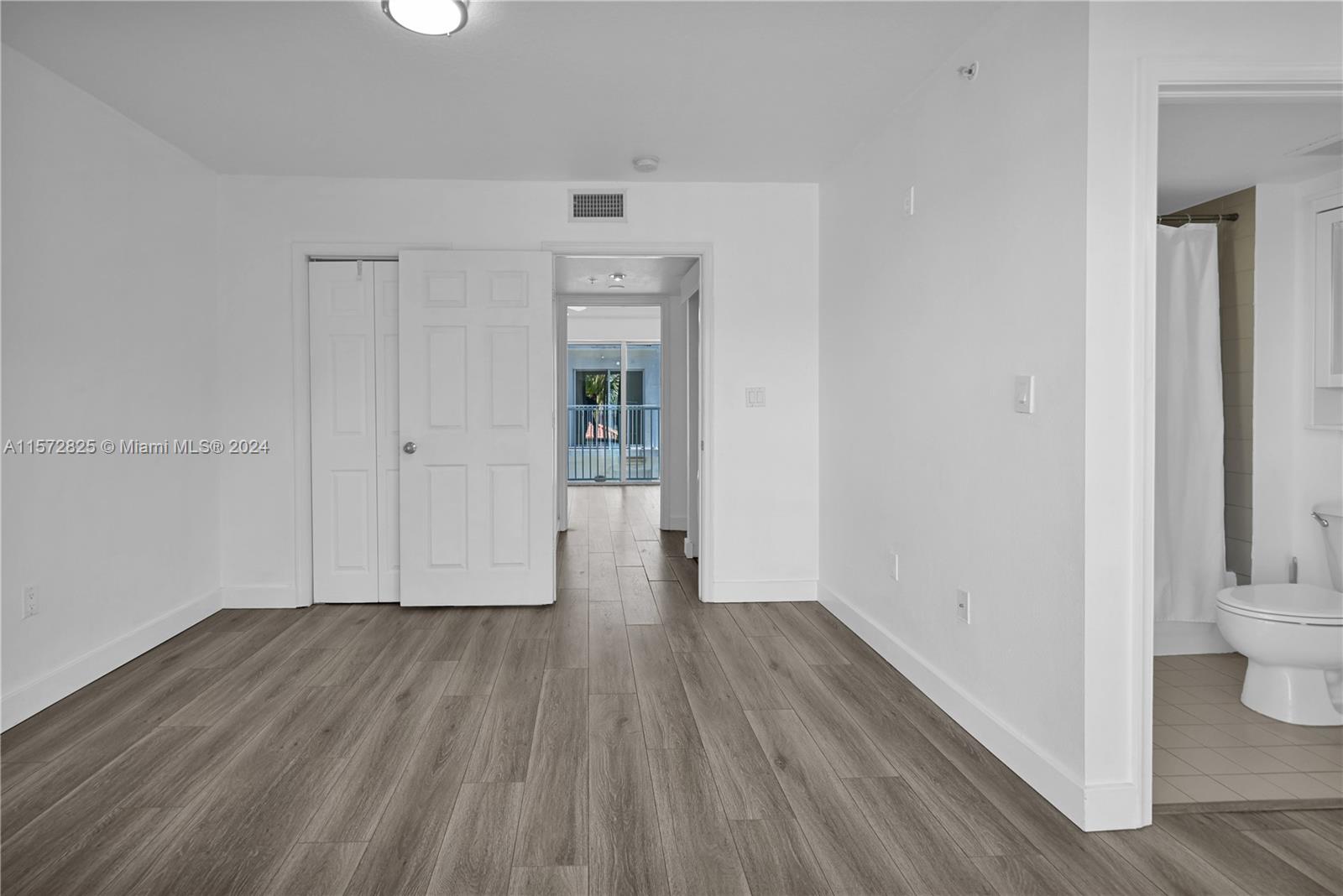 LAS BRISAS OF MIAMI BEACH - Residential Lease
