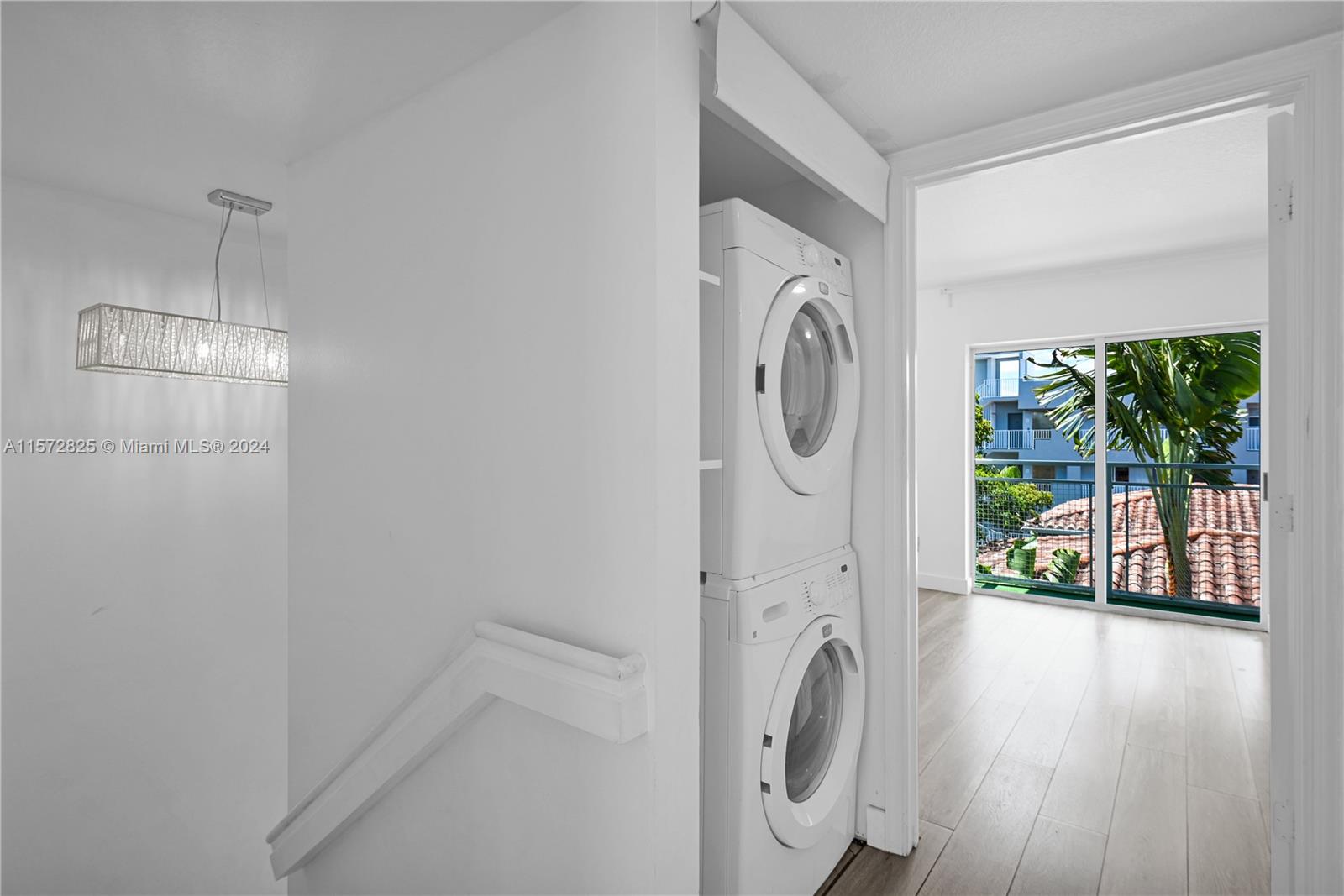 LAS BRISAS OF MIAMI BEACH - Residential Lease