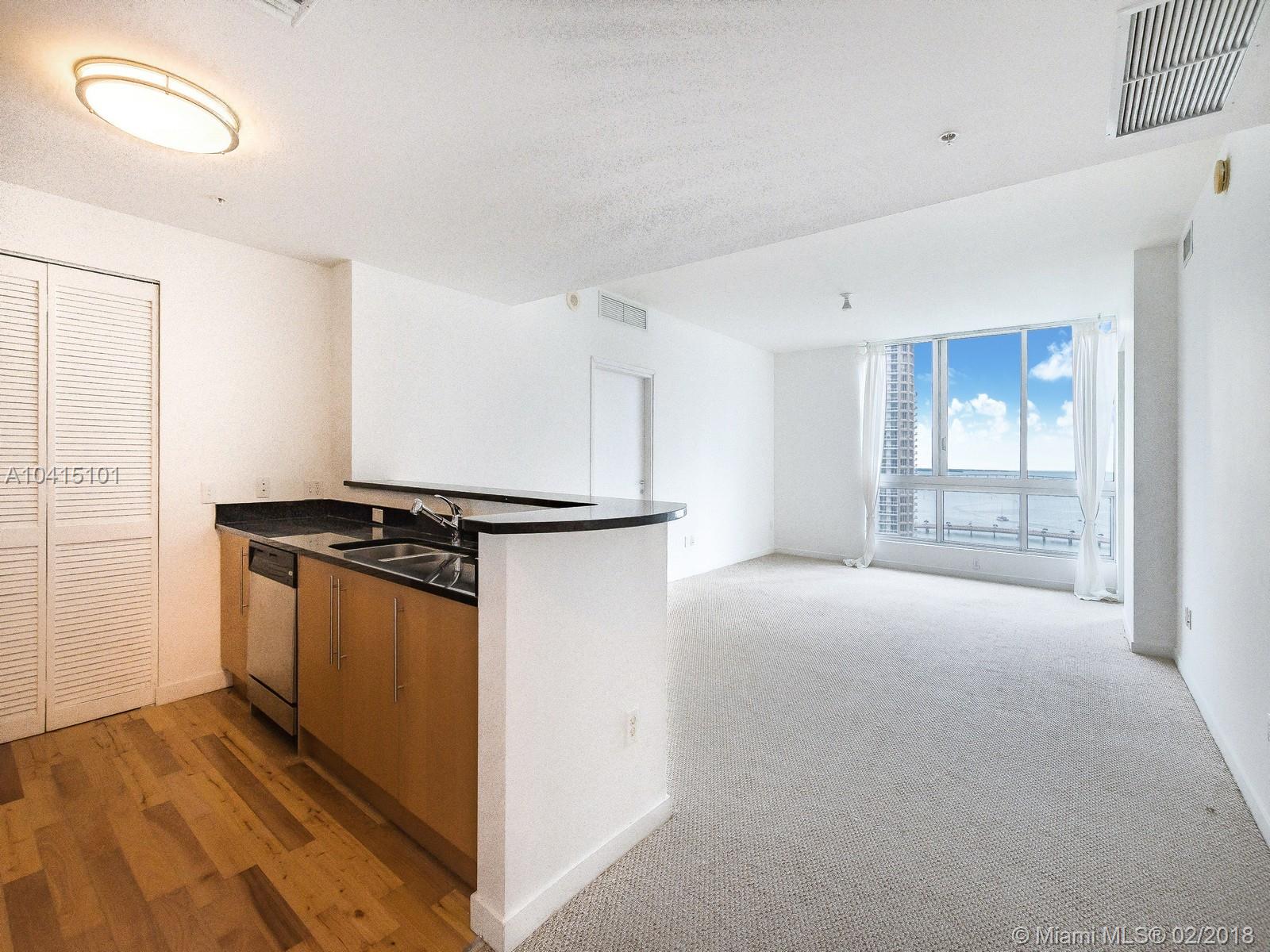 MET 1 CONDO - Residential