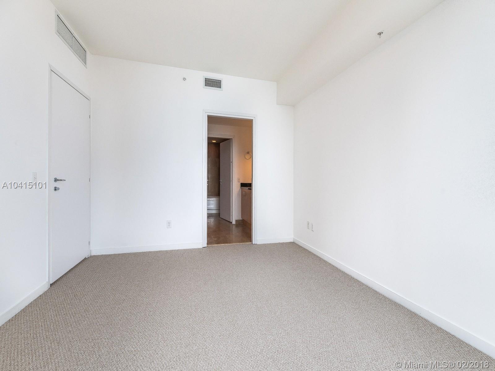 MET 1 CONDO - Residential