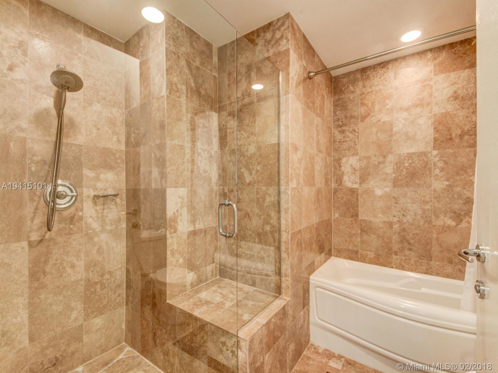 MET 1 CONDO - Residential