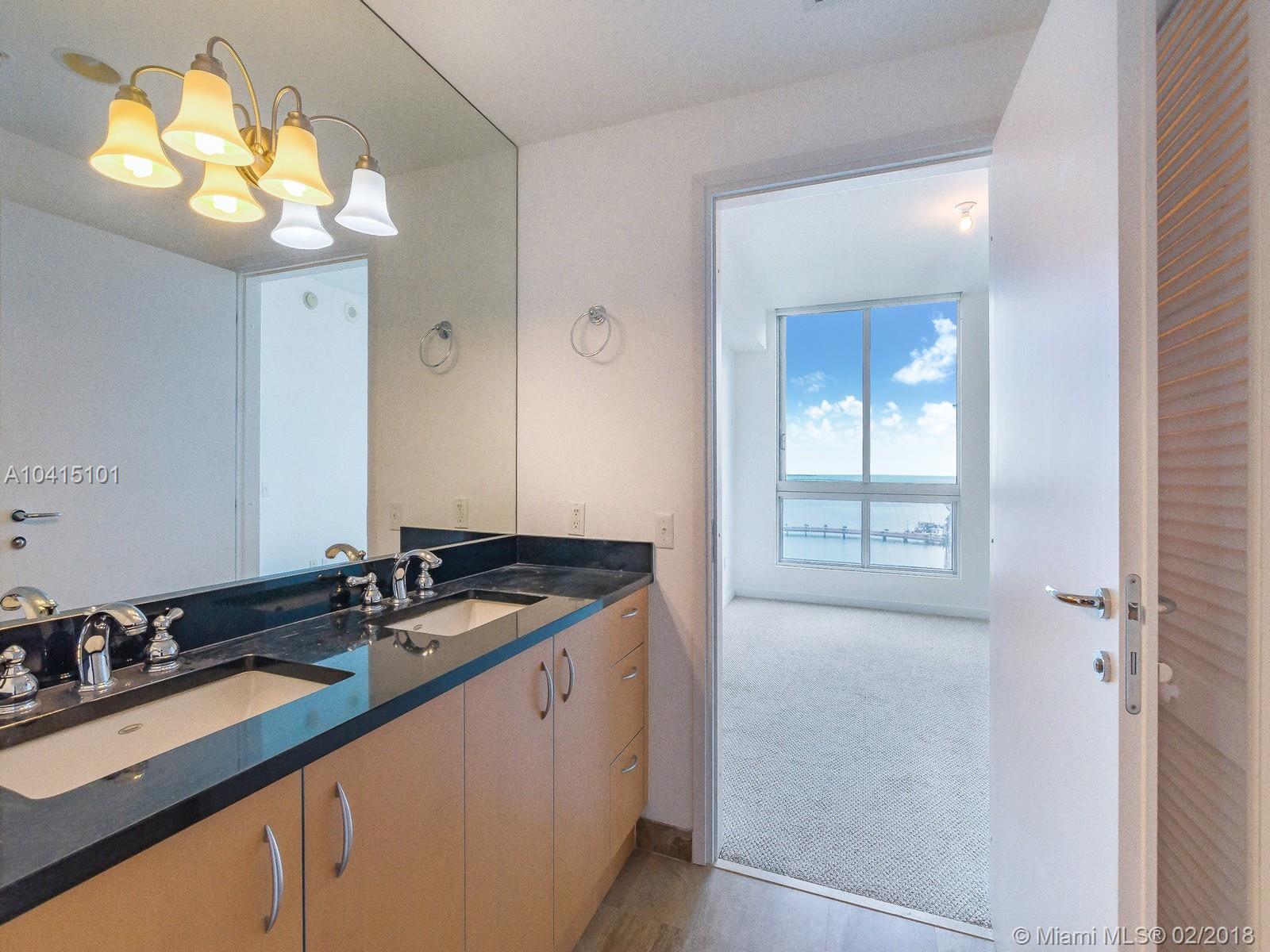 MET 1 CONDO - Residential