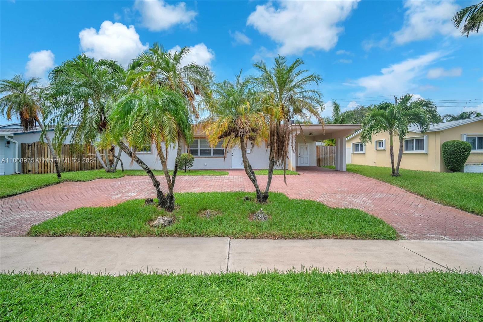 HOLLYWOOD HEIGHTS ADD SEC - Residential Lease