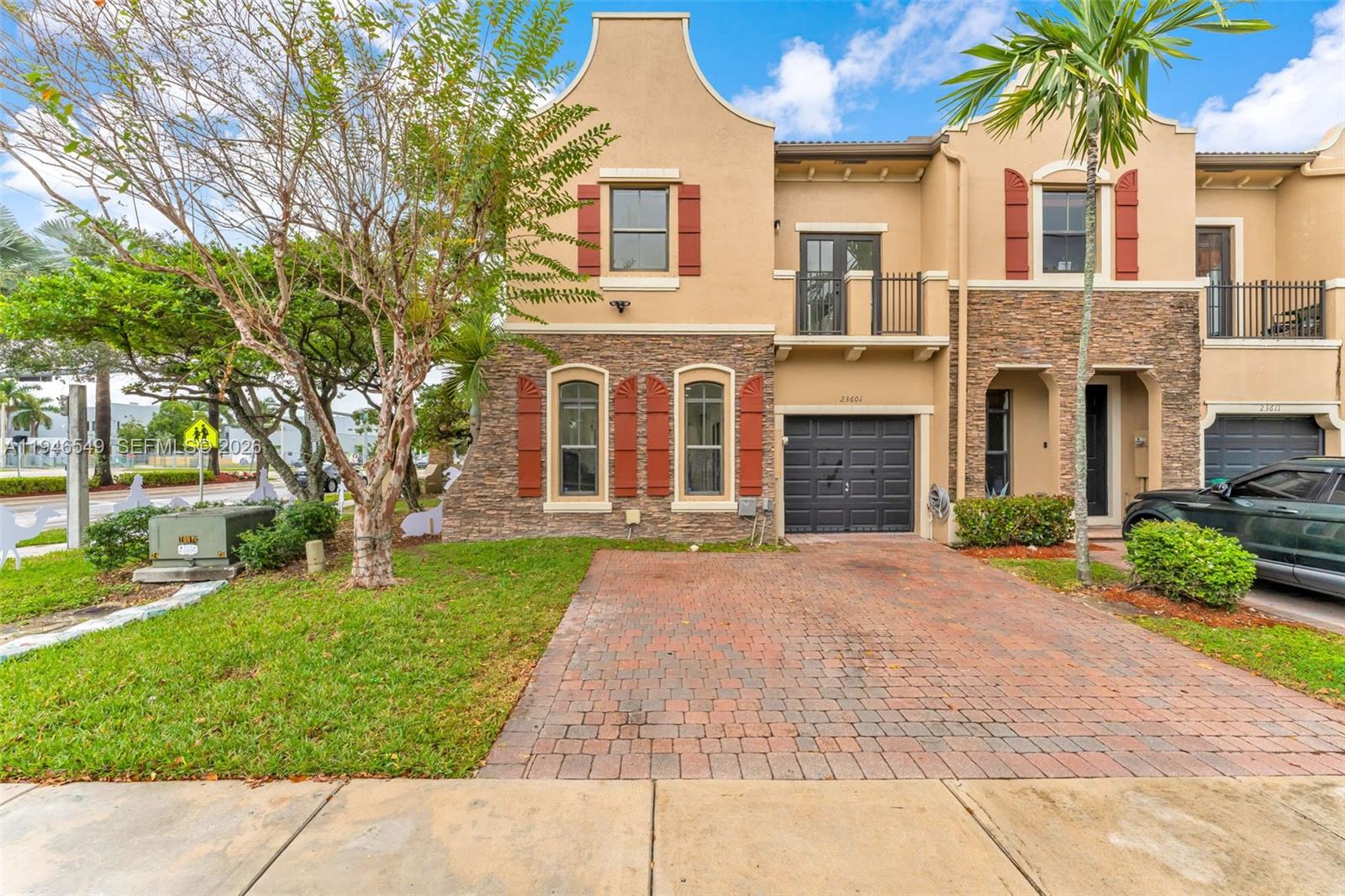 SILVER PALM EAST SEC TWO - Residential