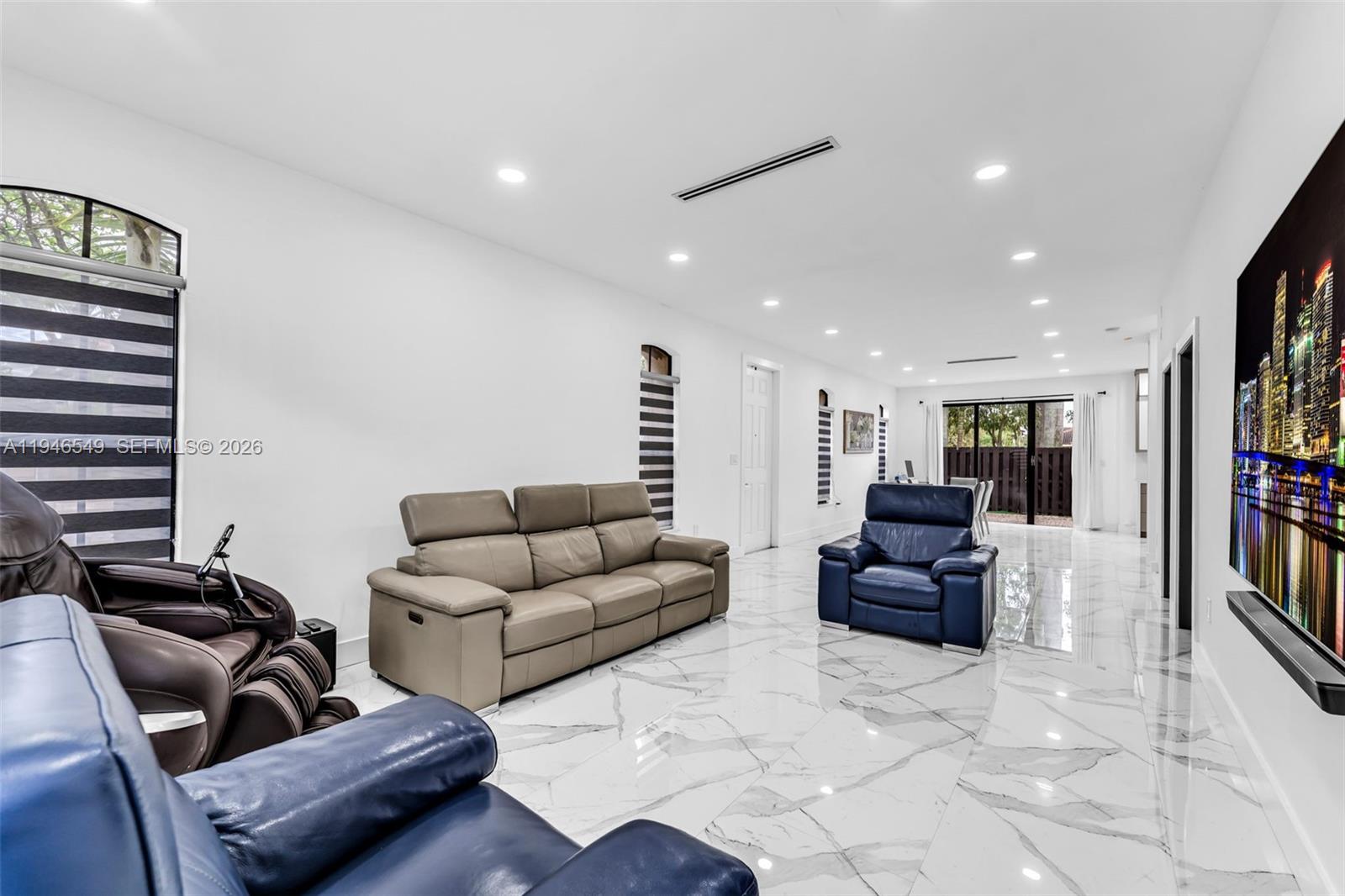 SILVER PALM EAST SEC TWO - Residential