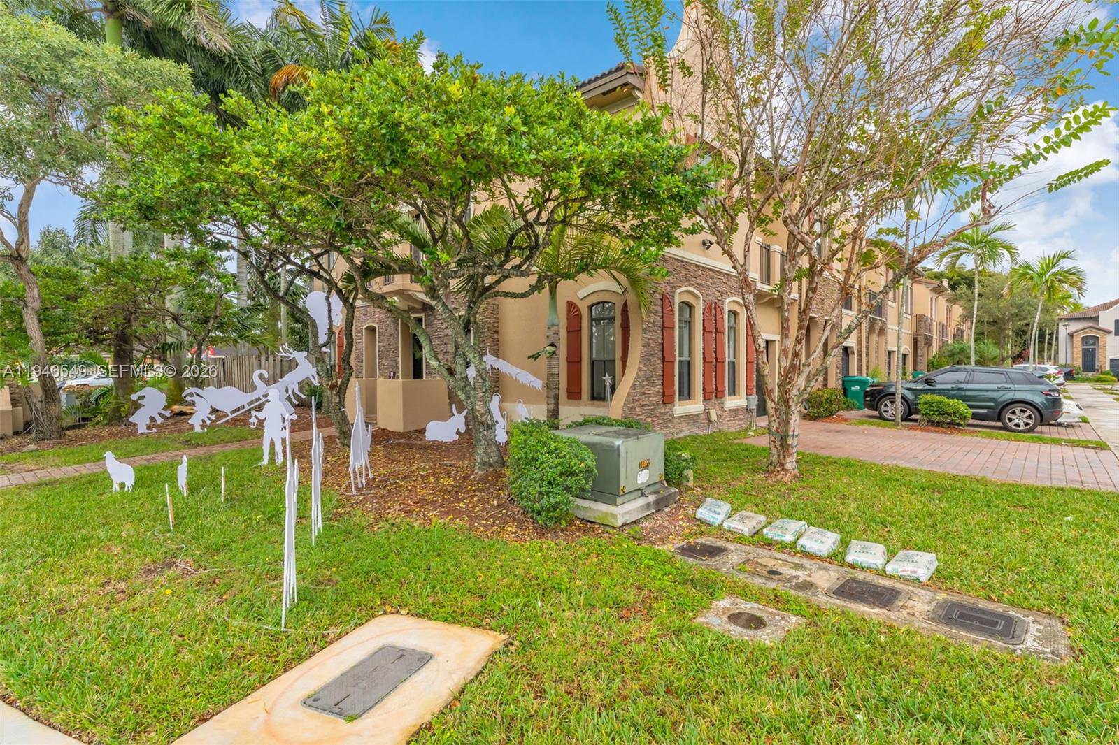 SILVER PALM EAST SEC TWO - Residential