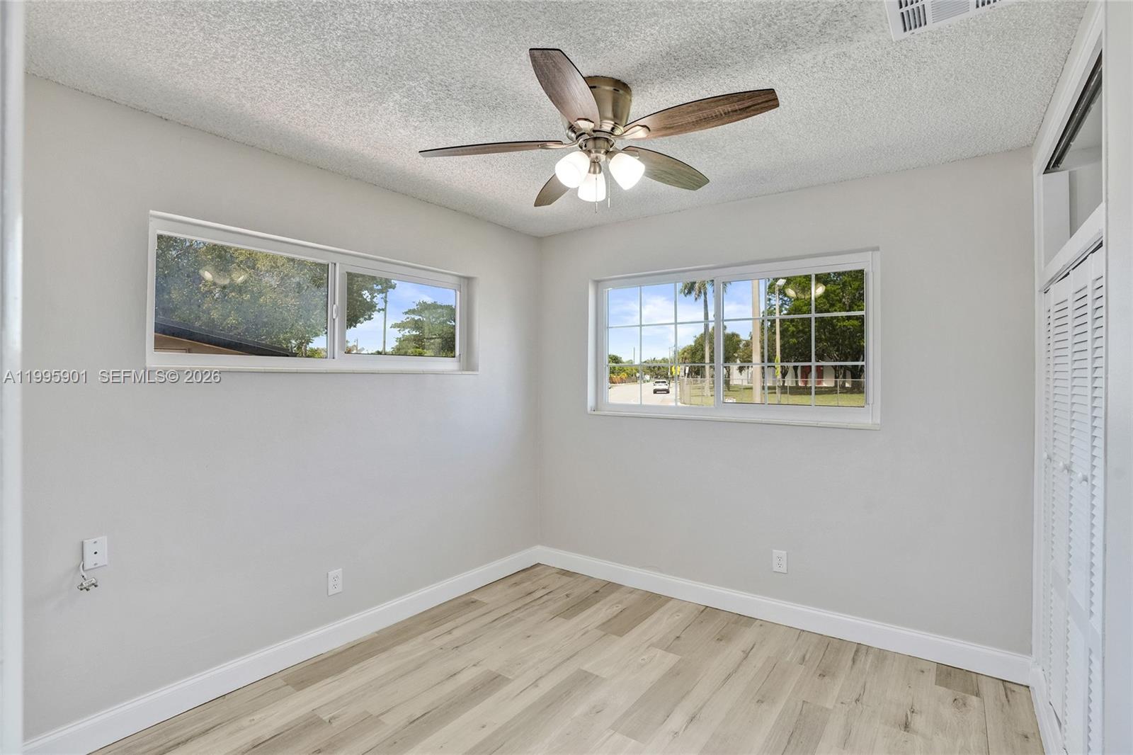 PINE TREE MANOR SEC 4 - Residential