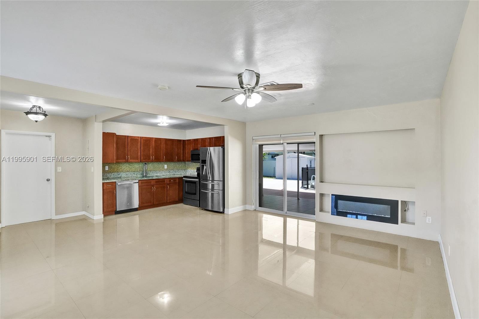 PINE TREE MANOR SEC 4 - Residential