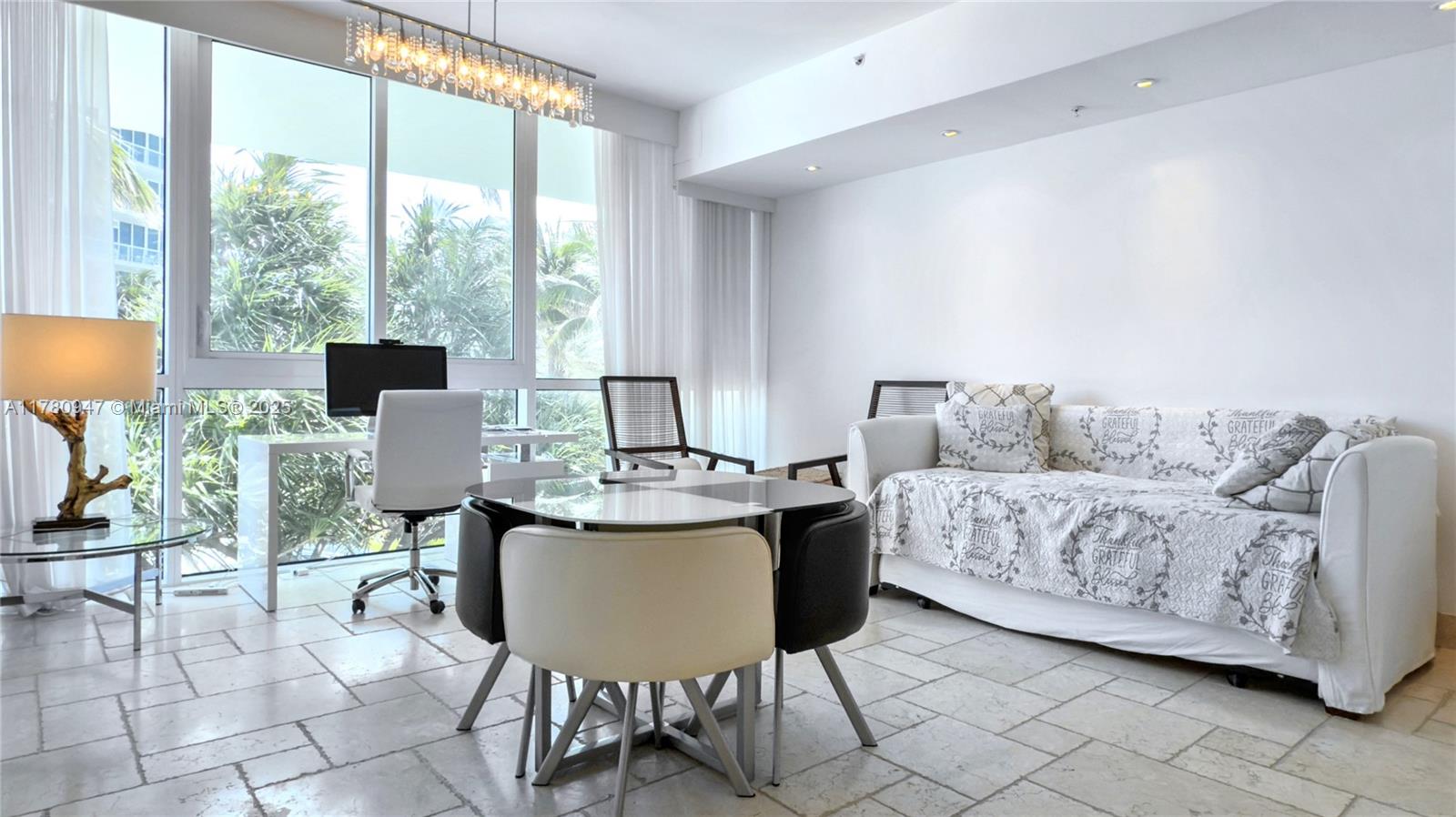 50 S Pointe Dr 504