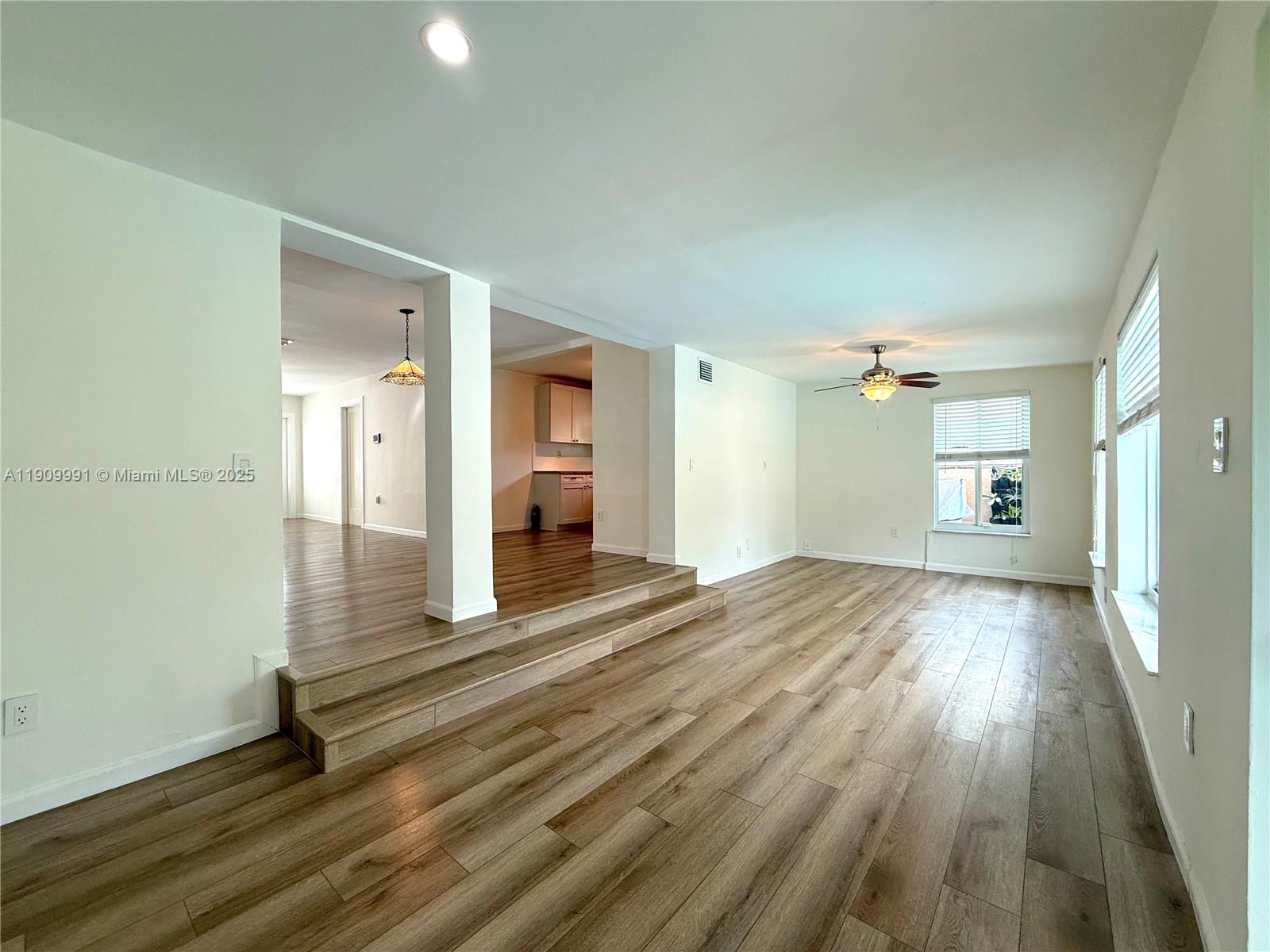 CORAL VILLAS REV - Residential