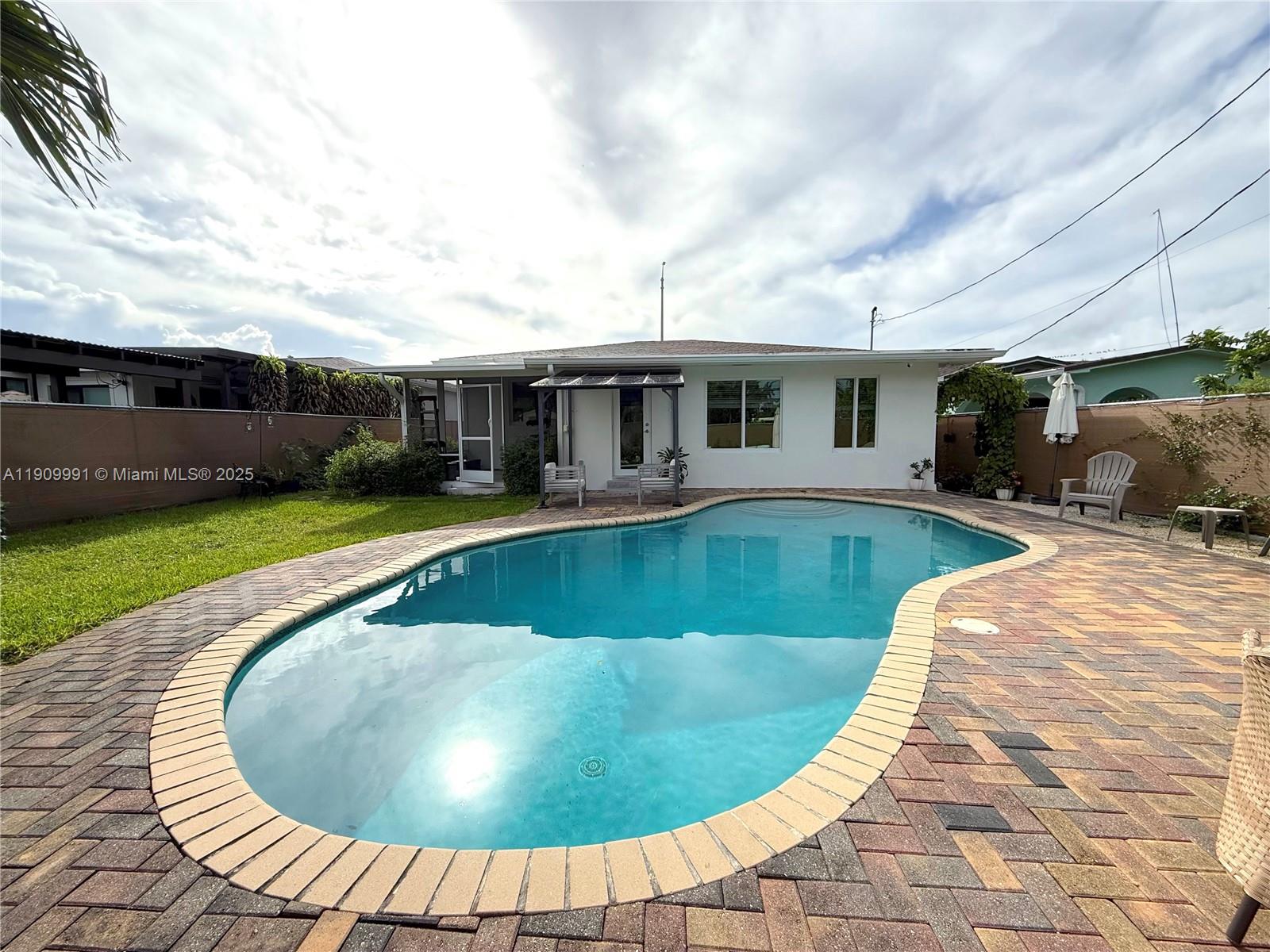 CORAL VILLAS REV - Residential