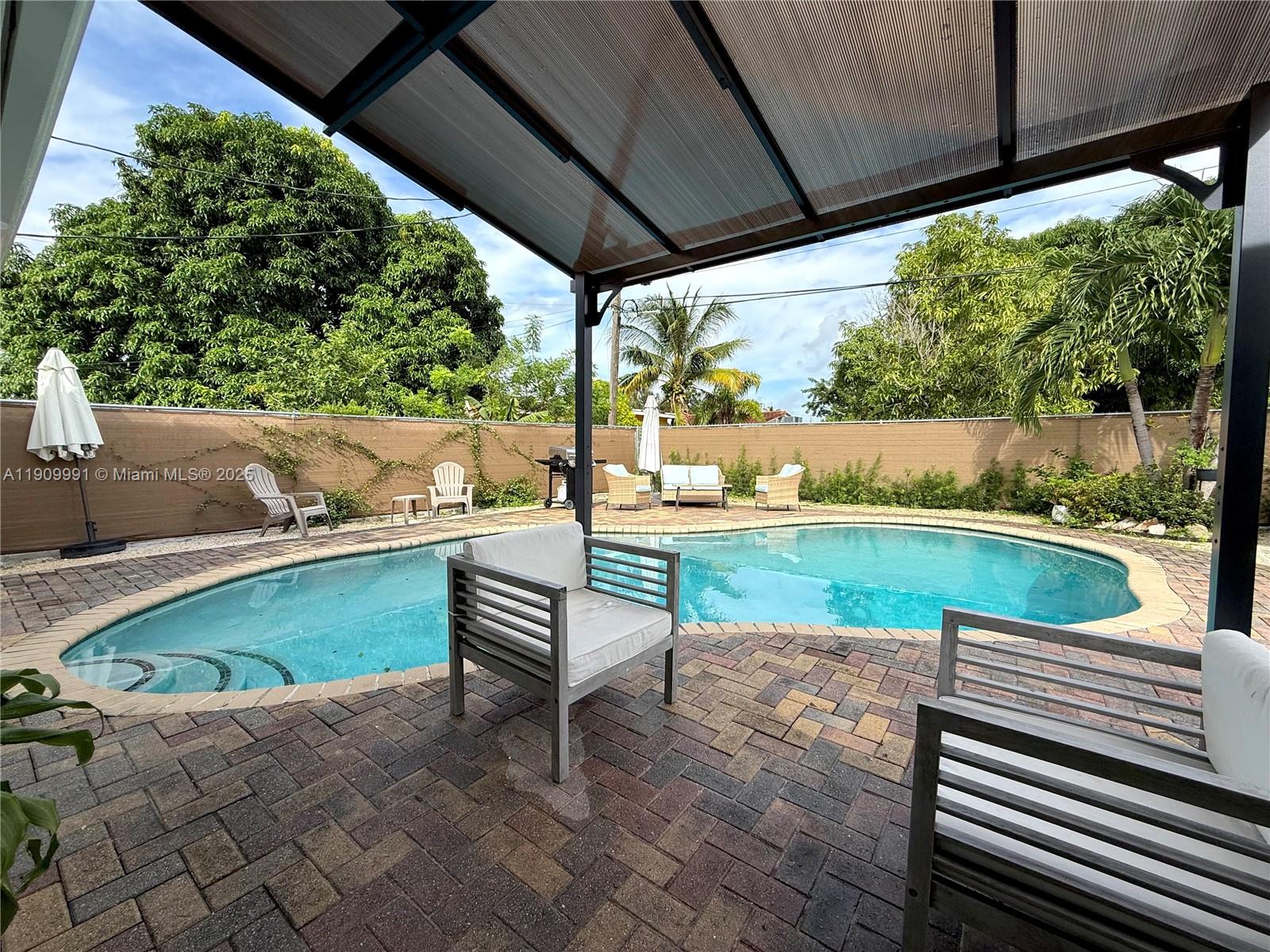 CORAL VILLAS REV - Residential