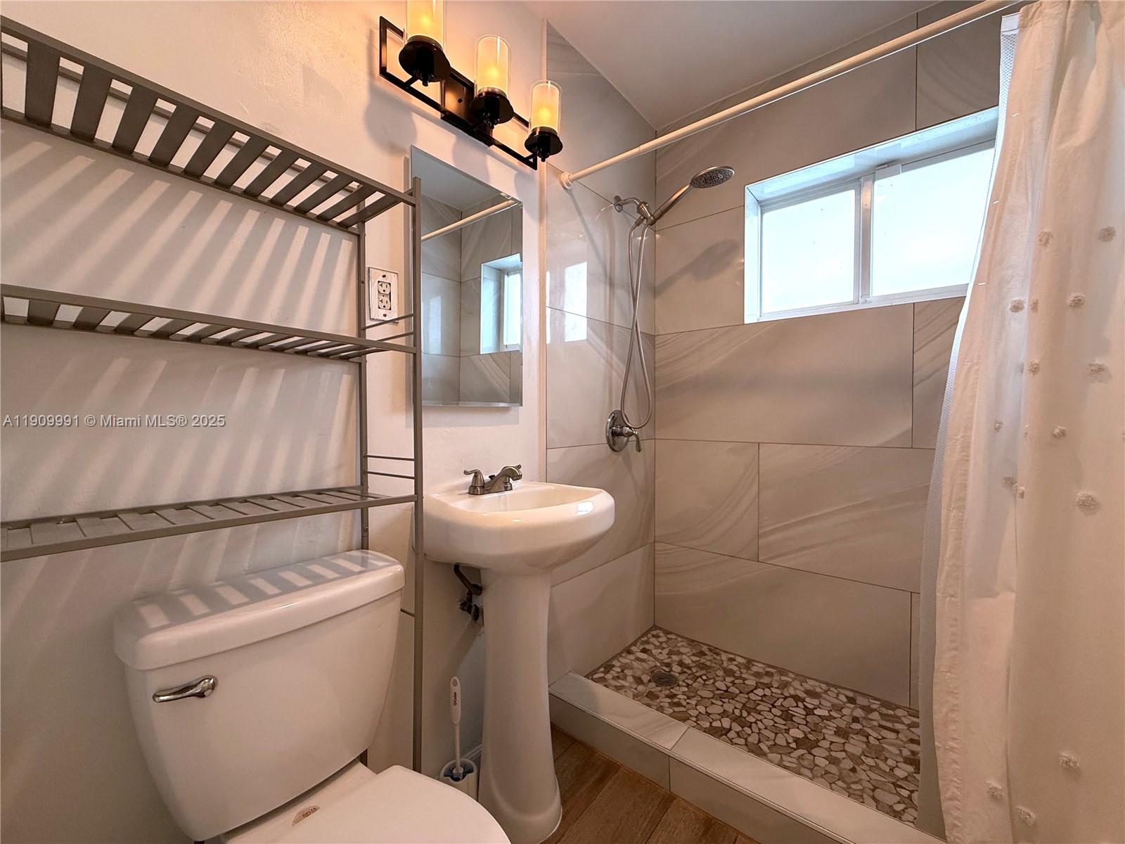 CORAL VILLAS REV - Residential