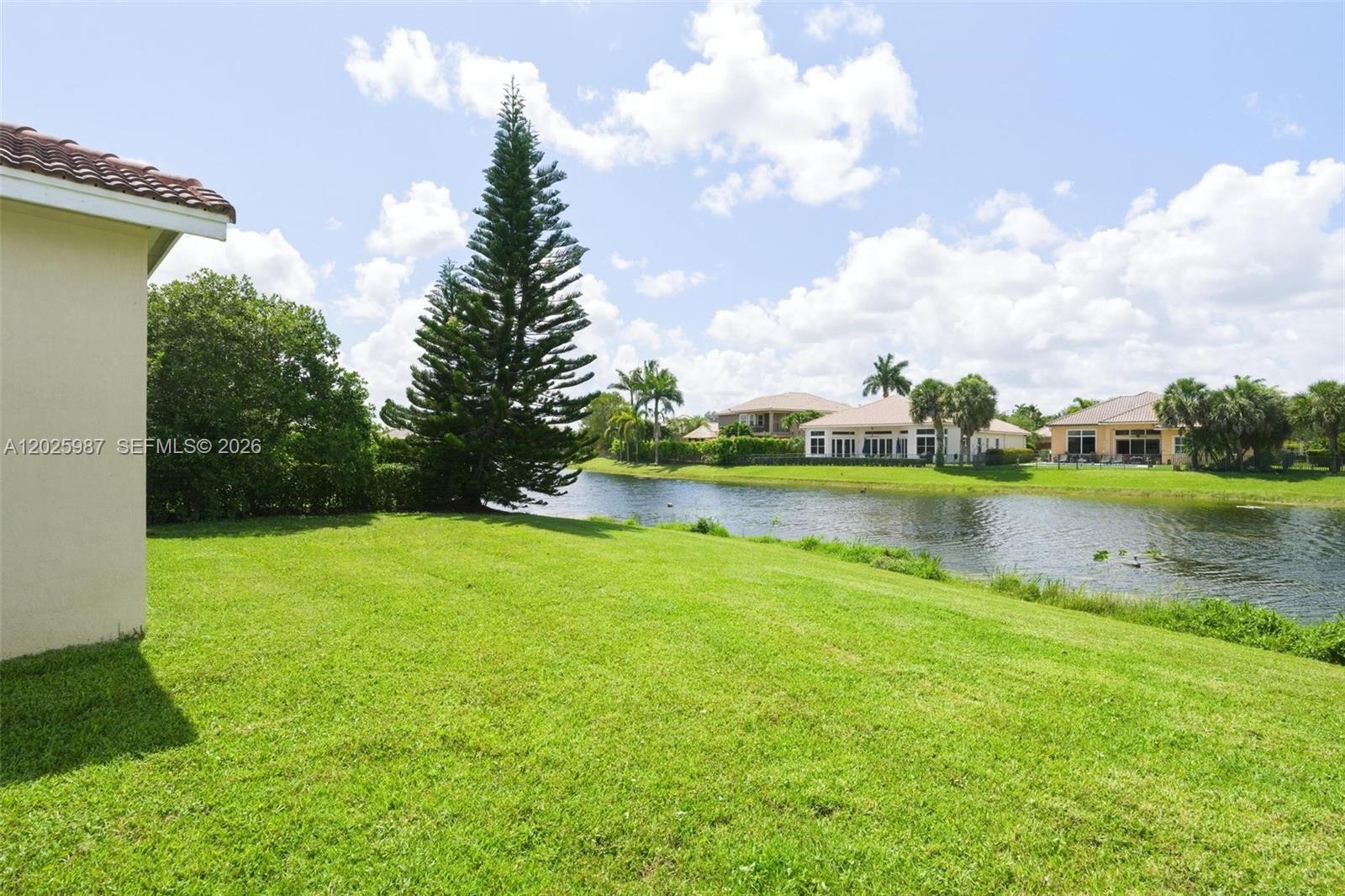 HERON BAY CENTRAL - Residential