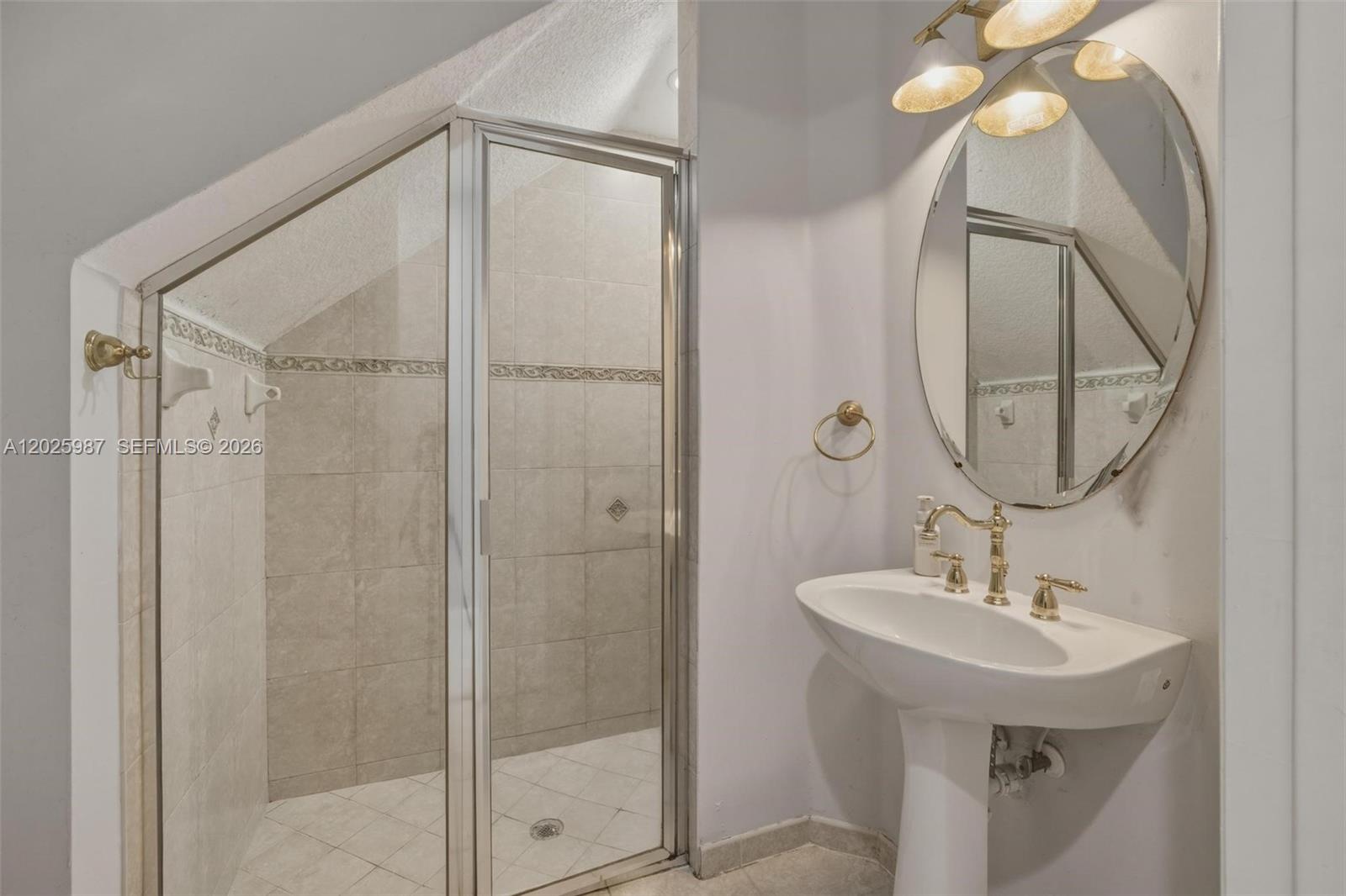 HERON BAY CENTRAL - Residential
