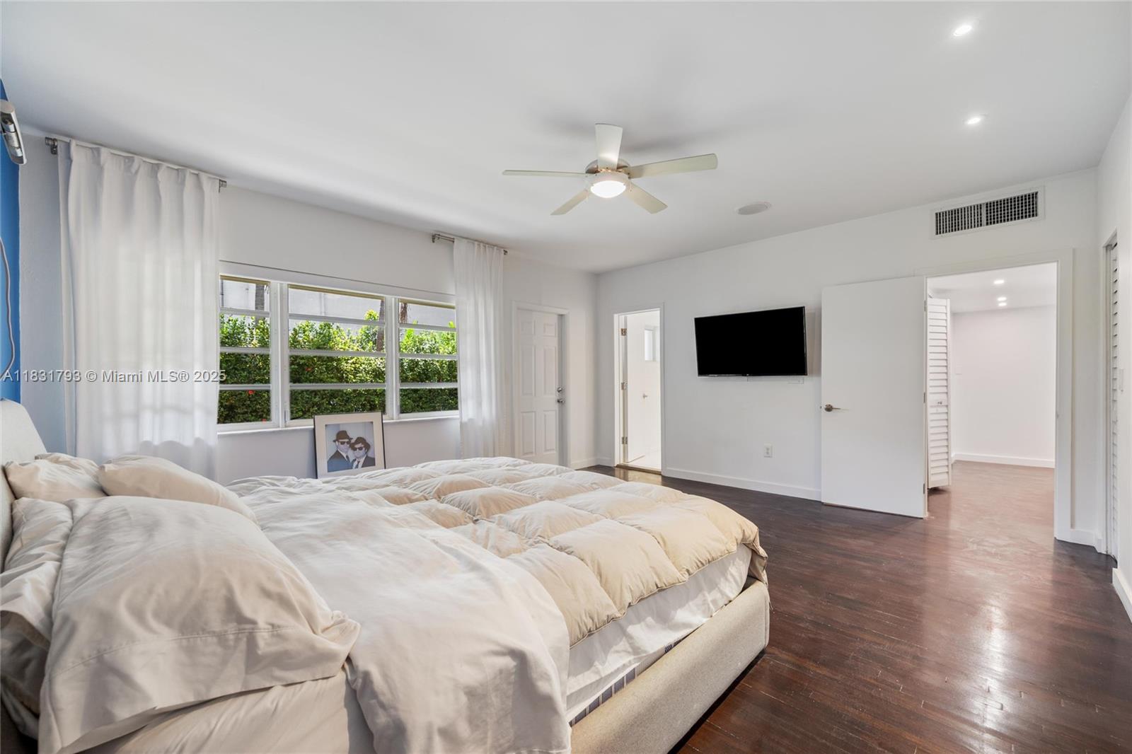 1101 CONDO - Residential Lease