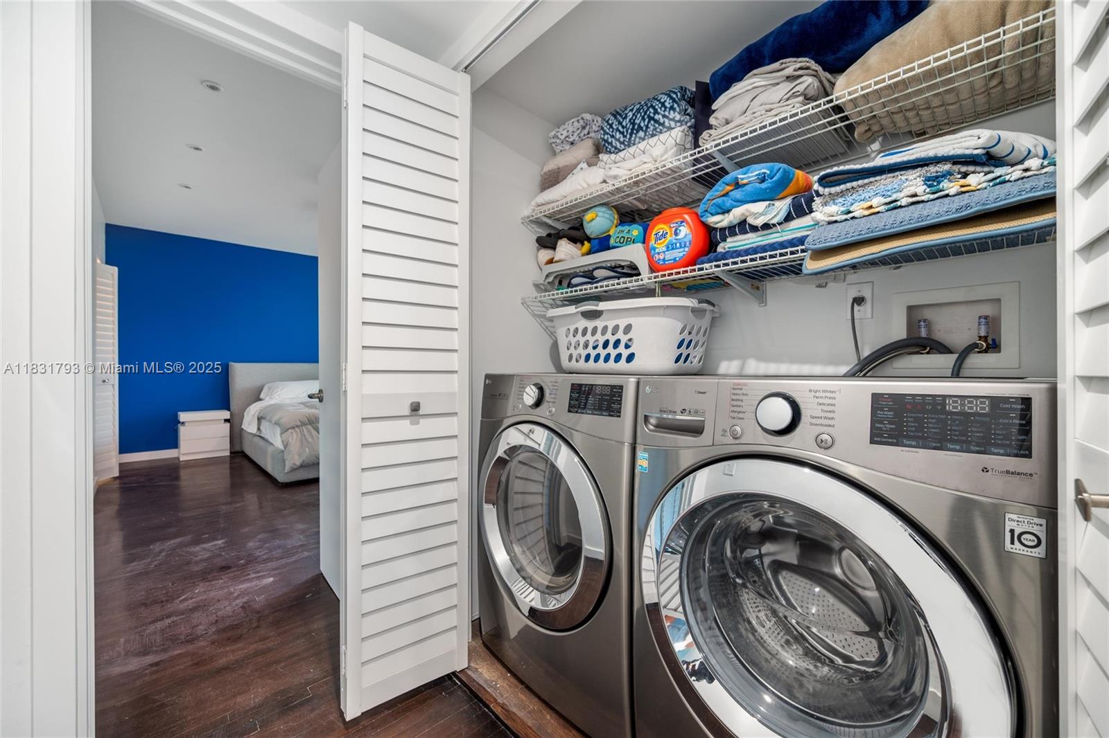 1101 CONDO - Residential Lease