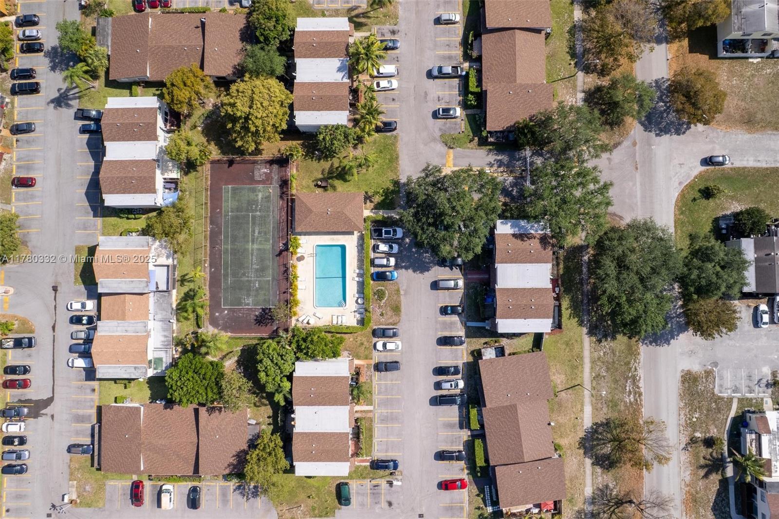 LOCH LOMOND SEC 3 - Residential