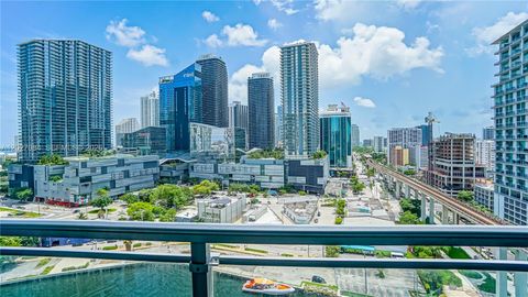 Tiny photo for 92 SW 3rd St #1803, Miami, FL 33130 (MLS # A12027084)
