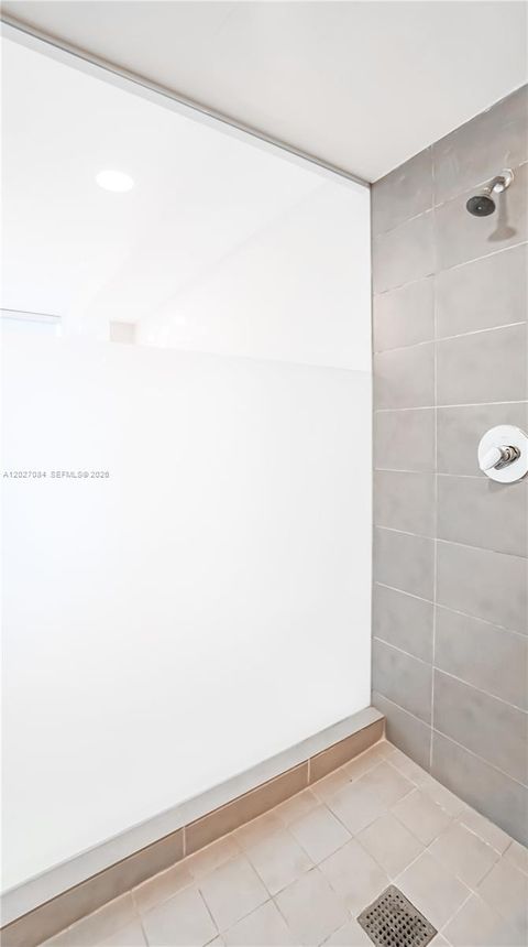 Tiny photo for 92 SW 3rd St #1803, Miami, FL 33130 (MLS # A12027084)