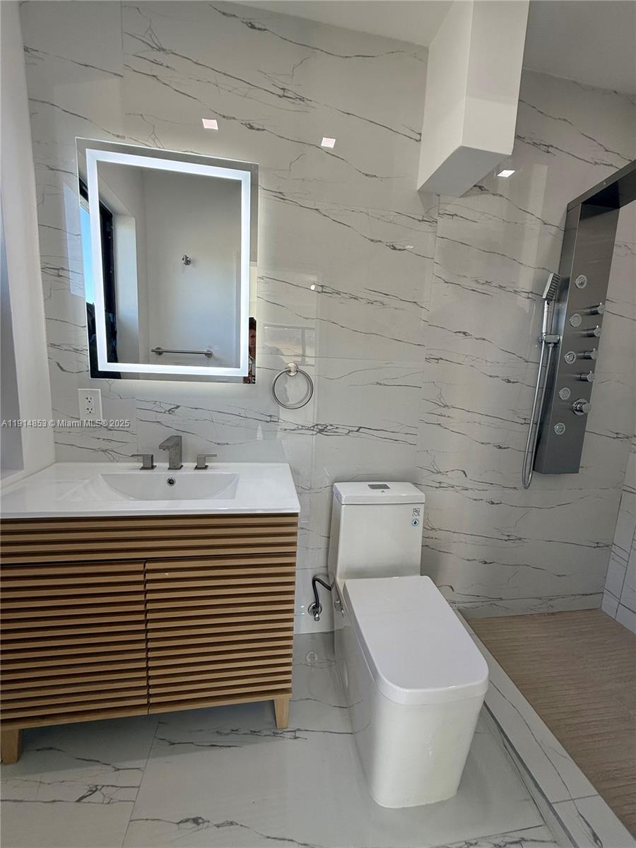 BREEZESWEPT ESTATES 1ST A - Residential Lease