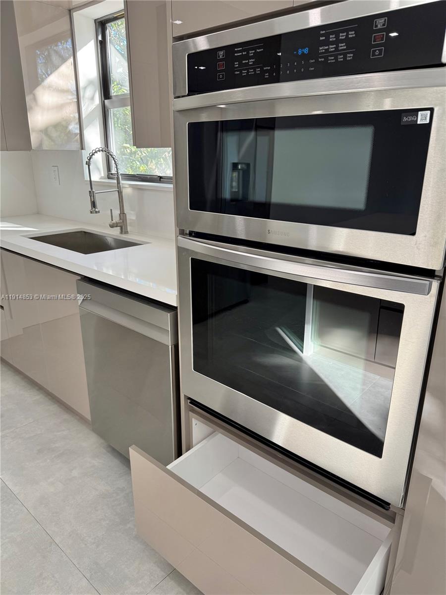 BREEZESWEPT ESTATES 1ST A - Residential Lease