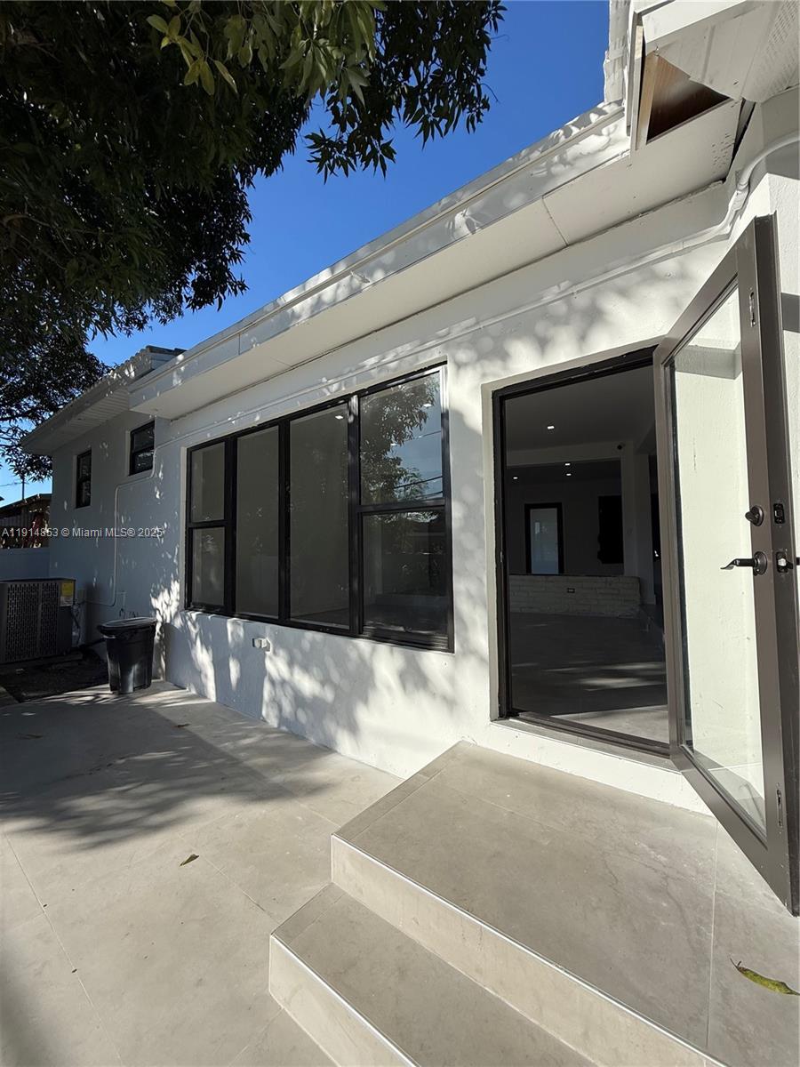 BREEZESWEPT ESTATES 1ST A - Residential Lease