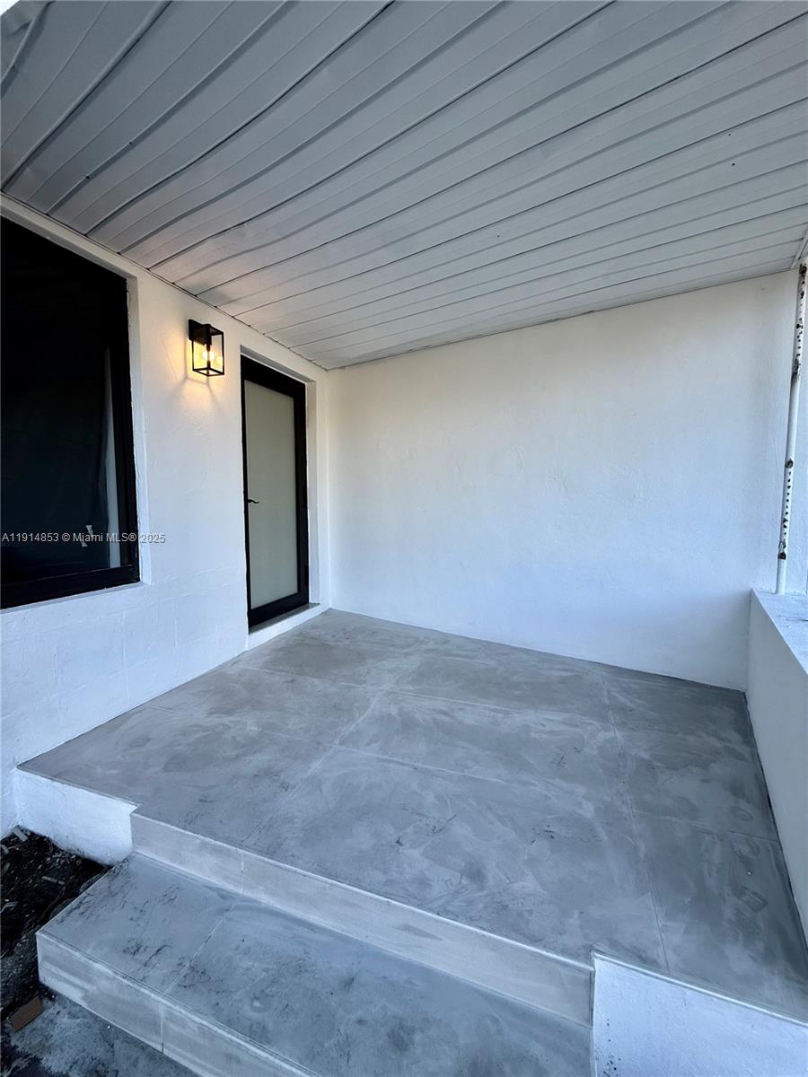 BREEZESWEPT ESTATES 1ST A - Residential Lease